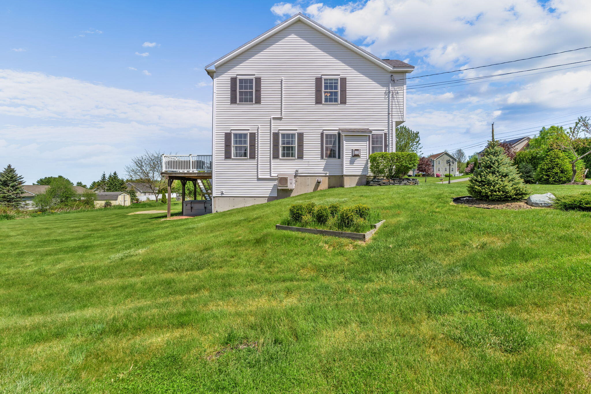 main property photo 77