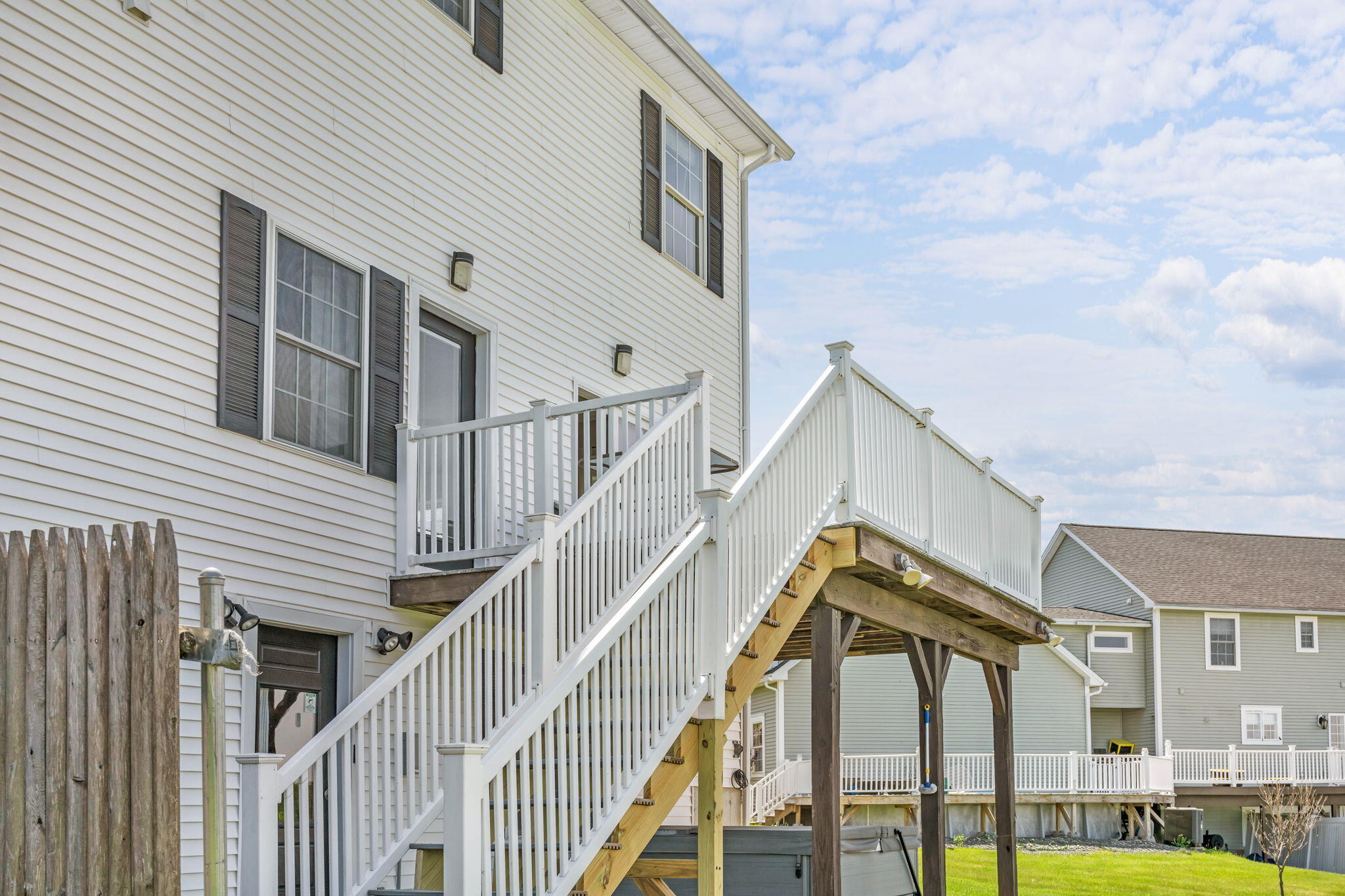 main property photo 81