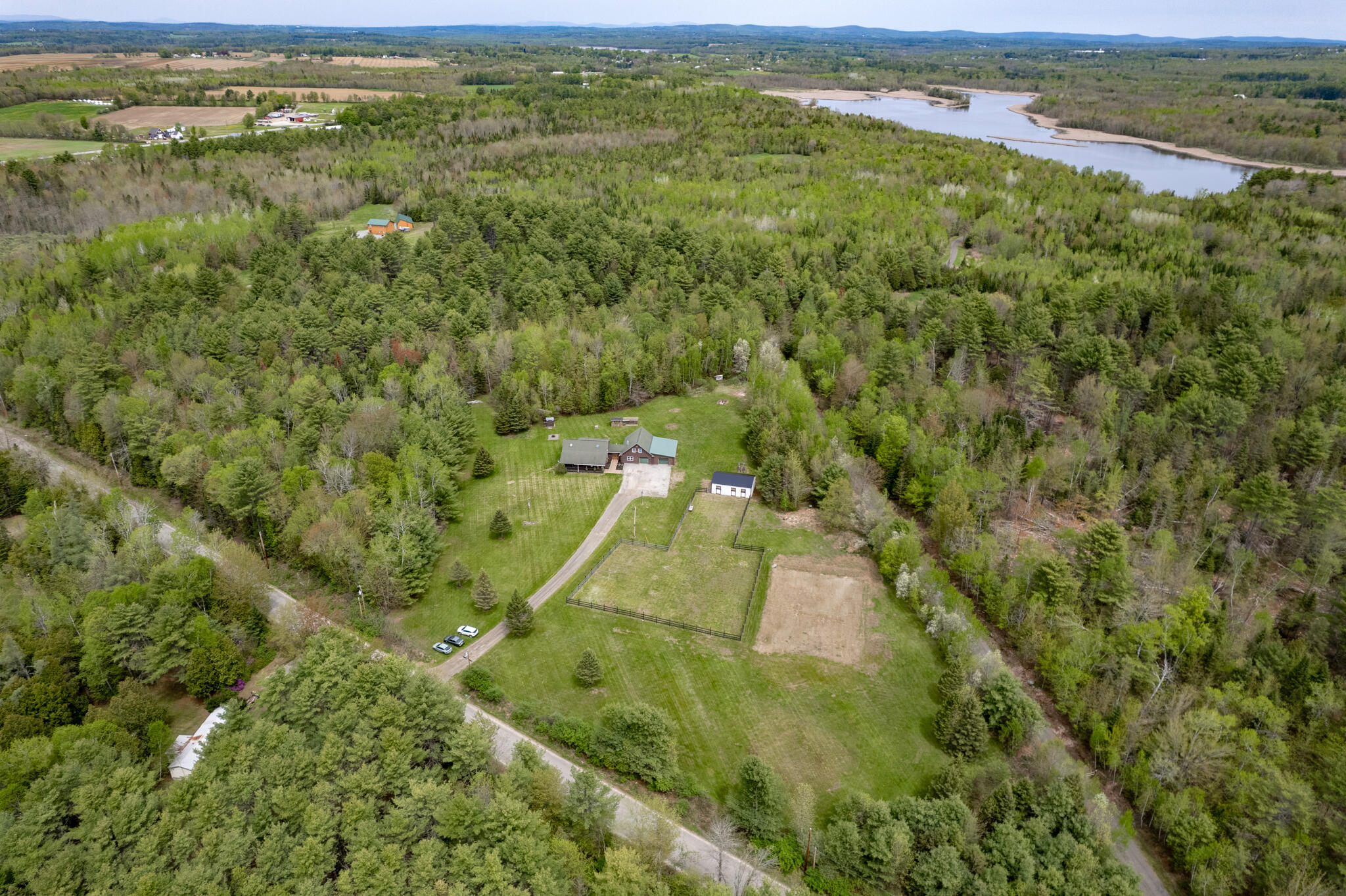 main property photo 10