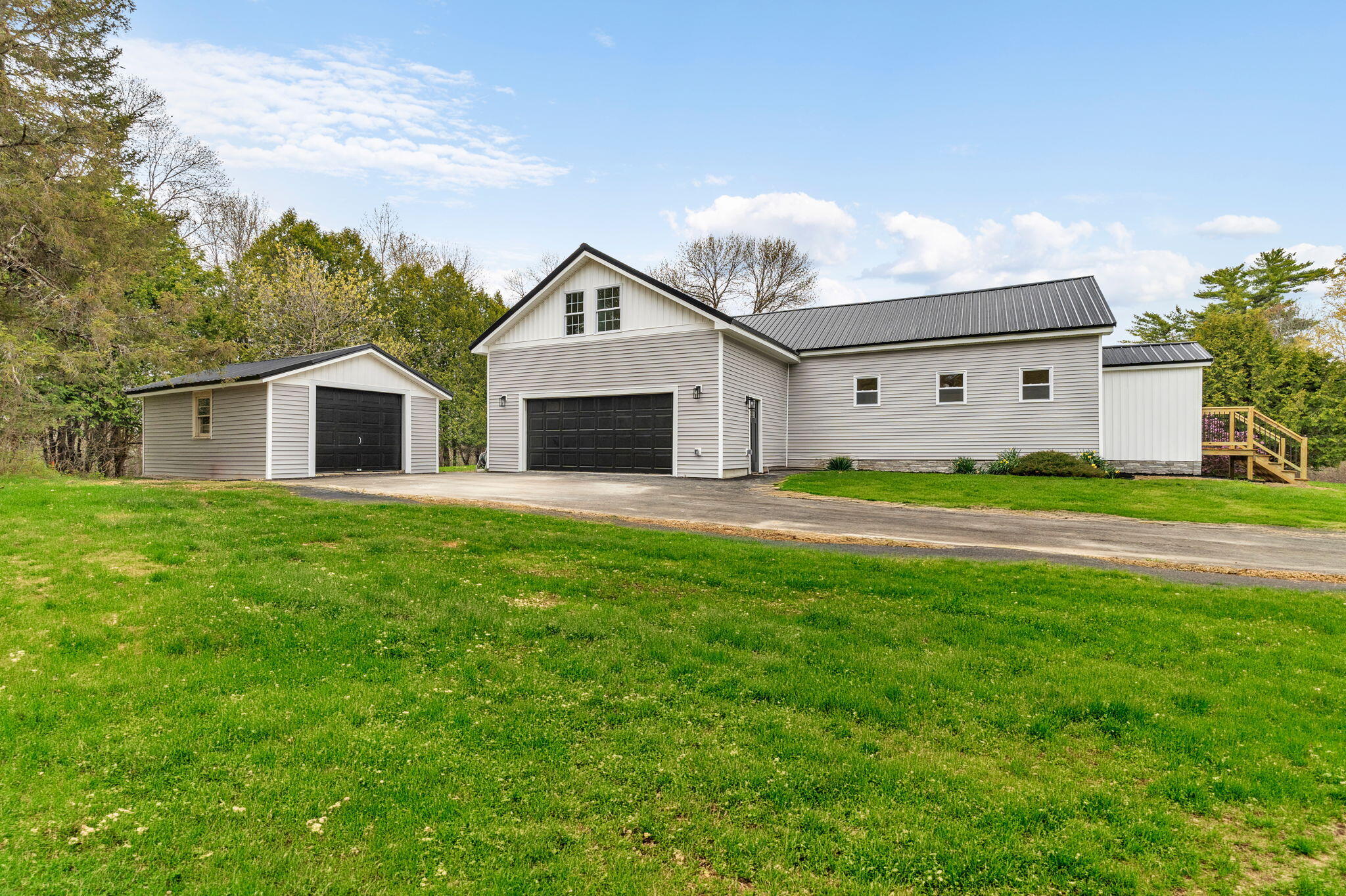 main property photo 61