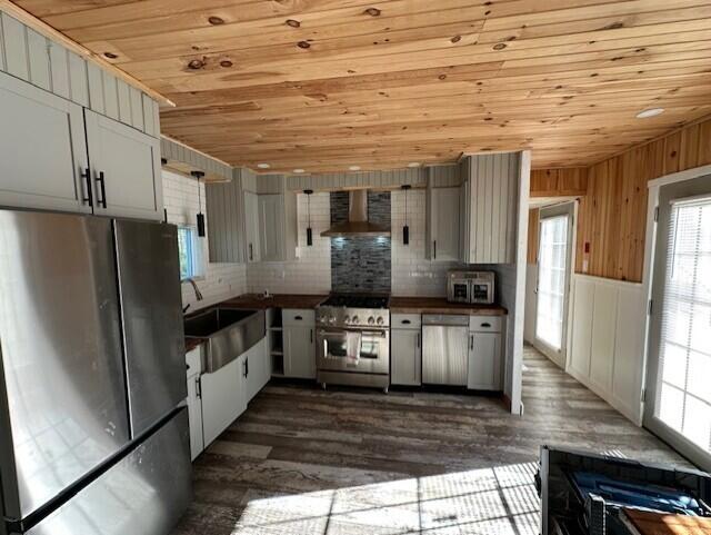 main property photo 7