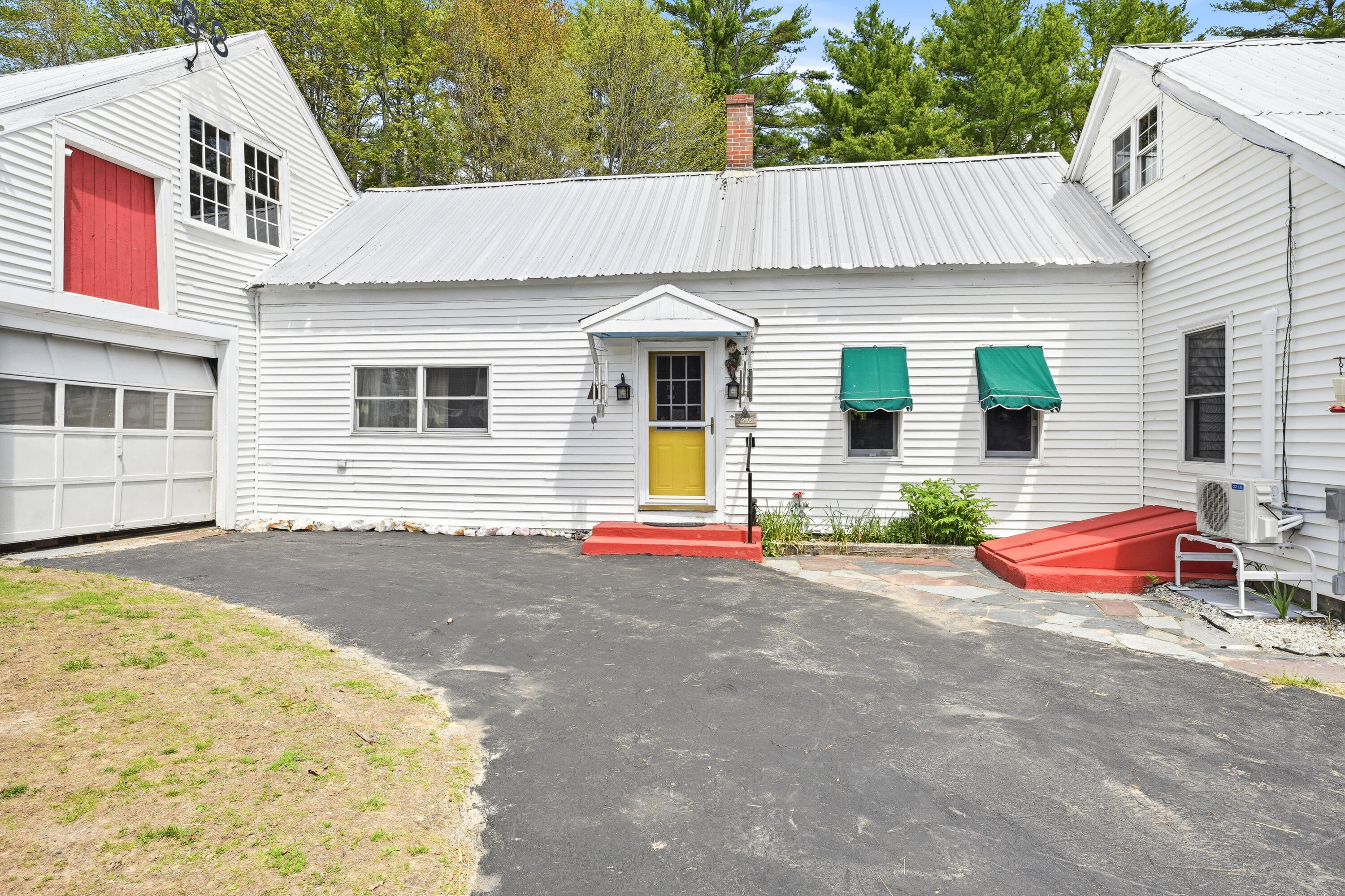 main property photo 14