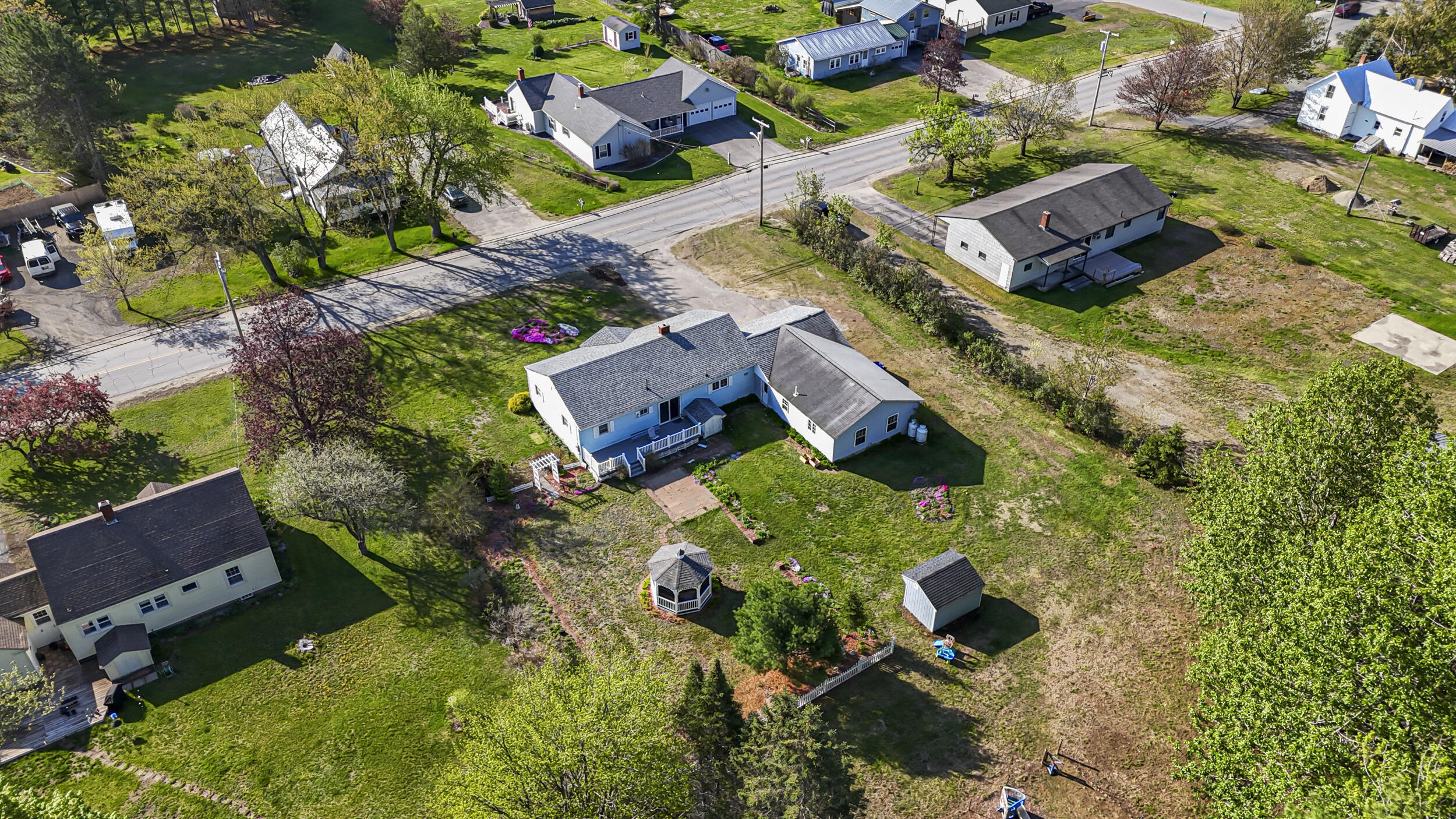 main property photo 44