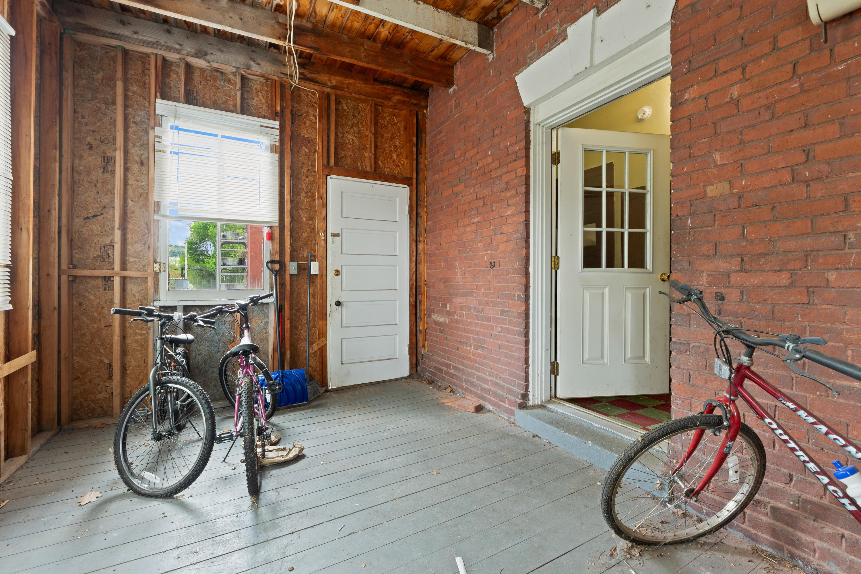 main property photo 96