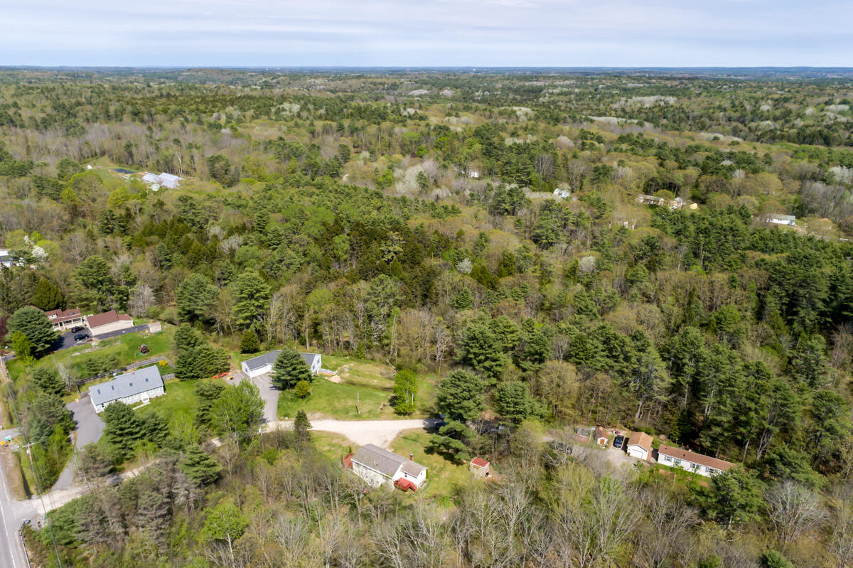 main property photo 40