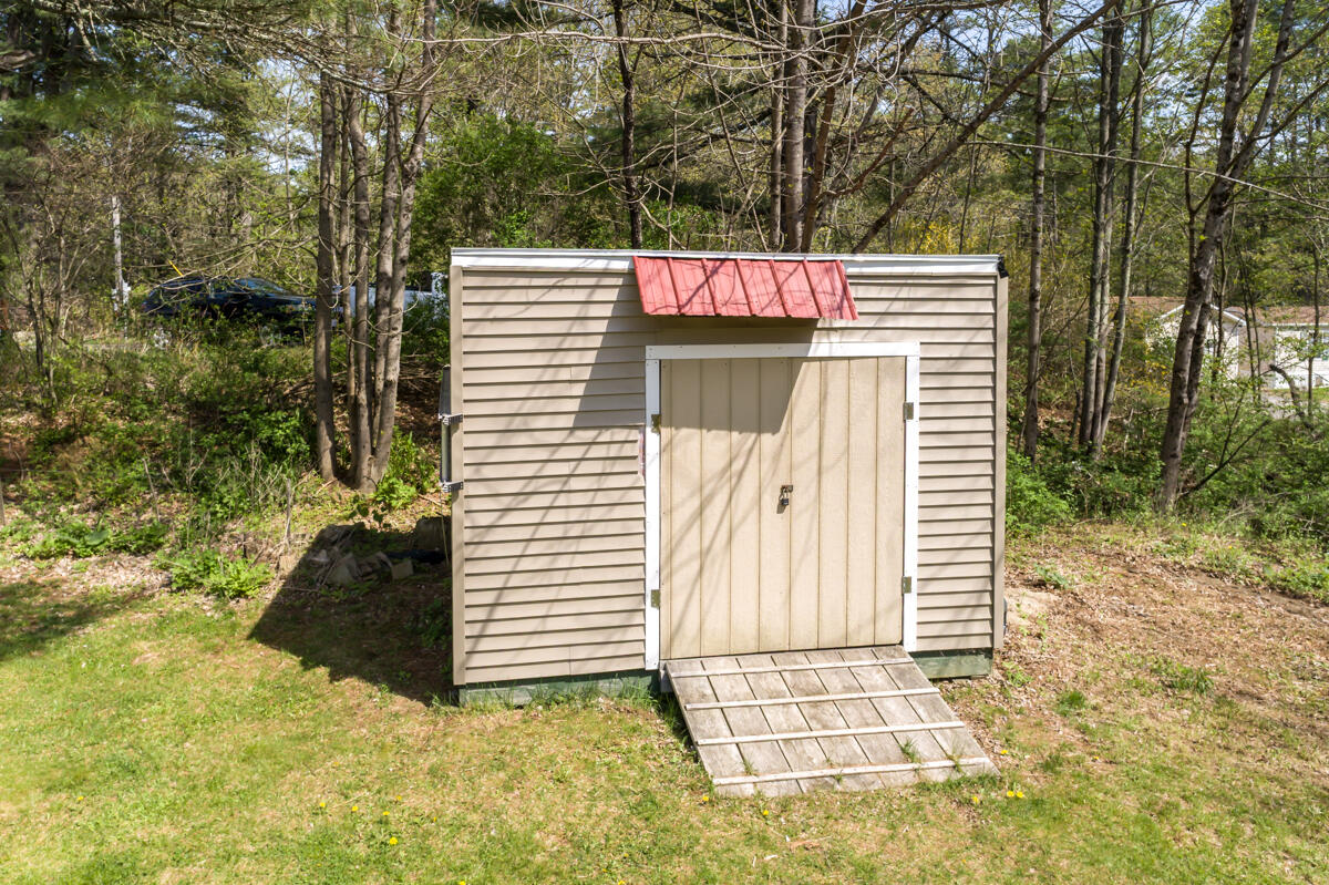 main property photo 41