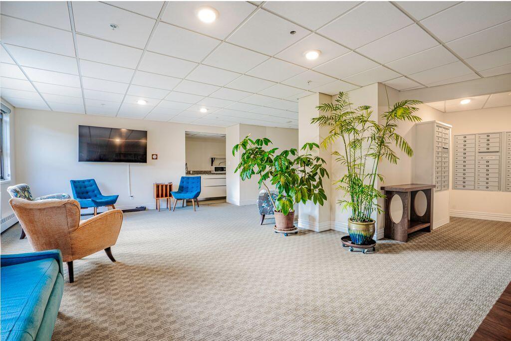 main property photo 82