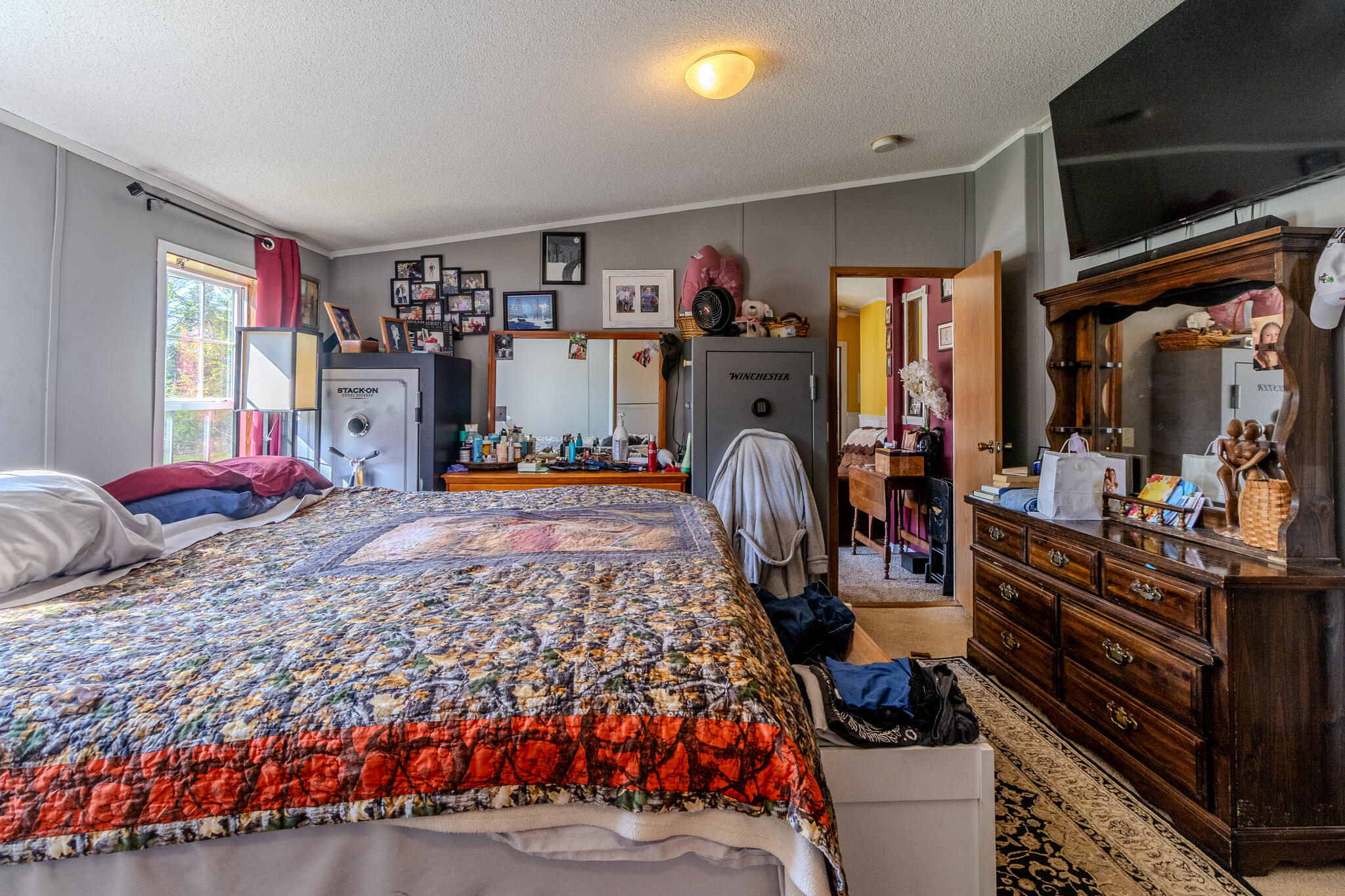 main property photo 37
