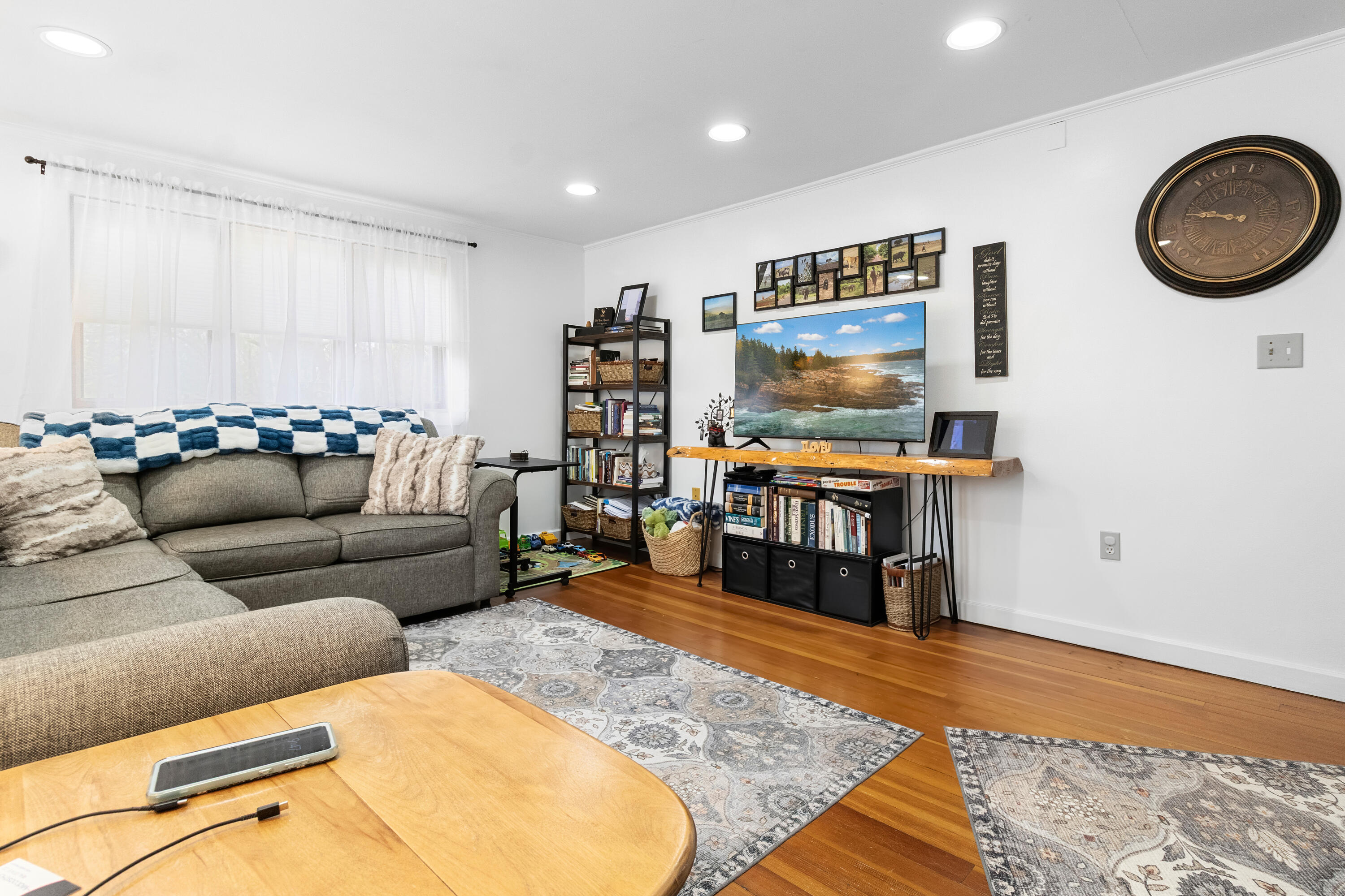 main property photo 24