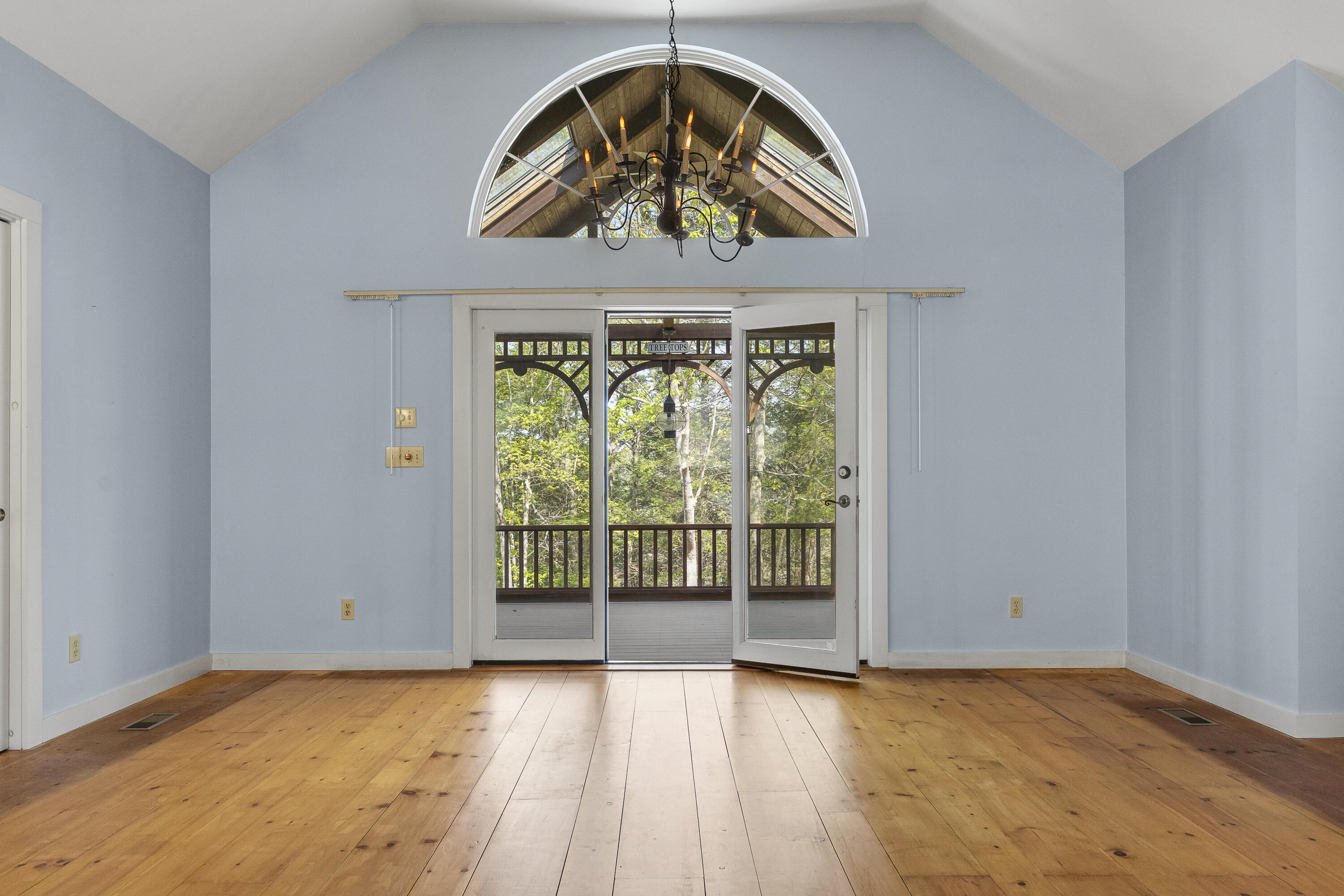 main property photo 79