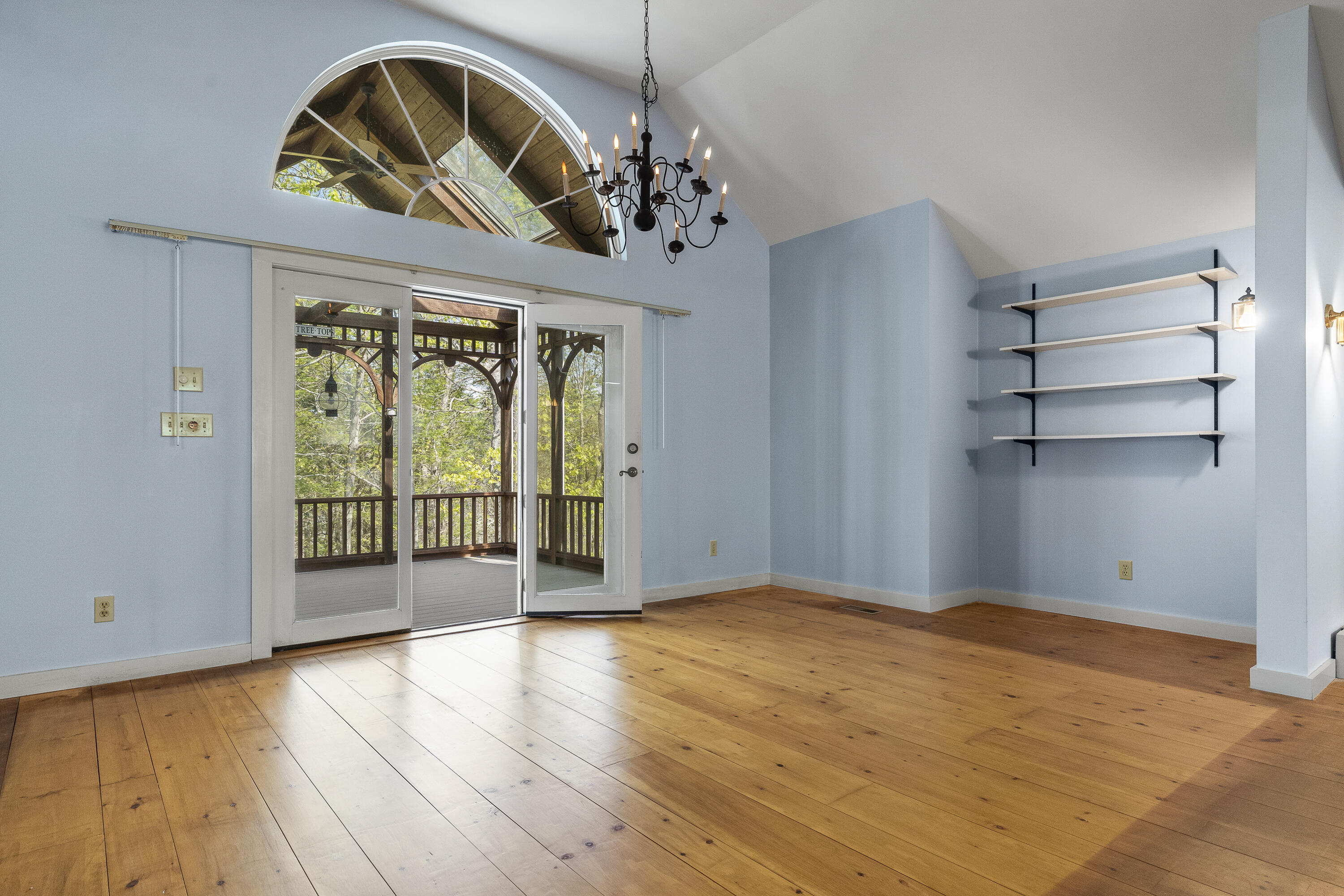main property photo 80
