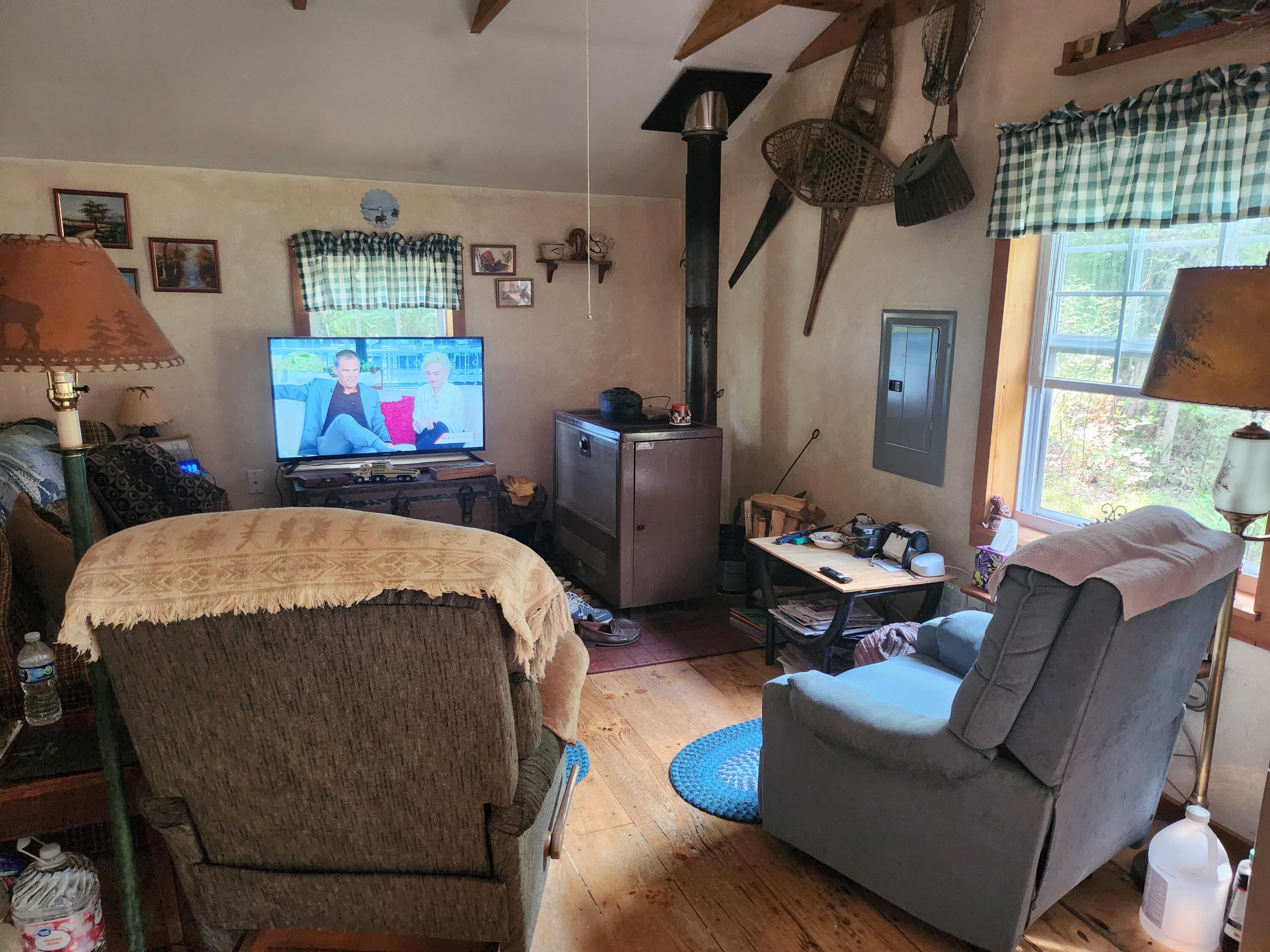 main property photo 10