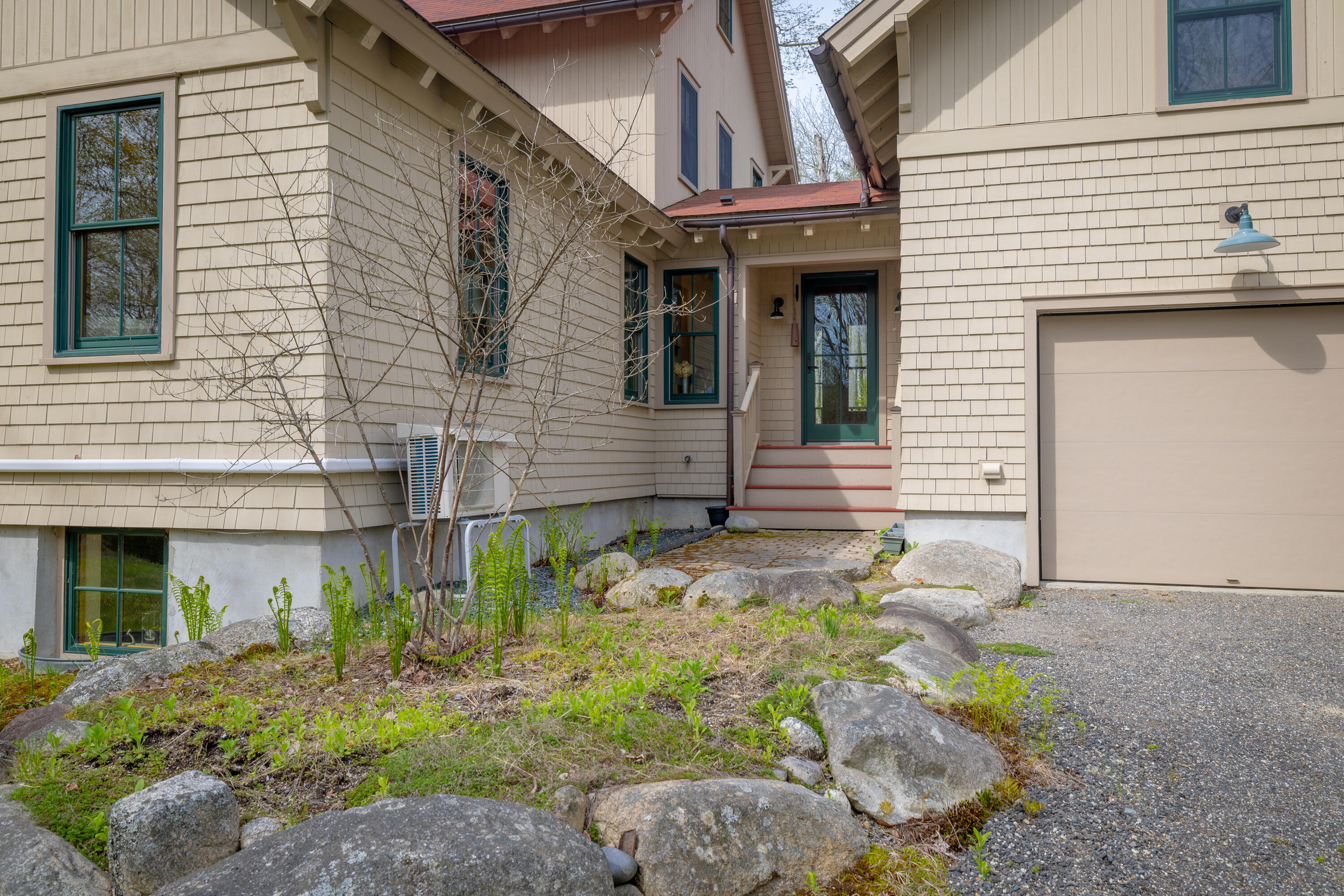 main property photo 88