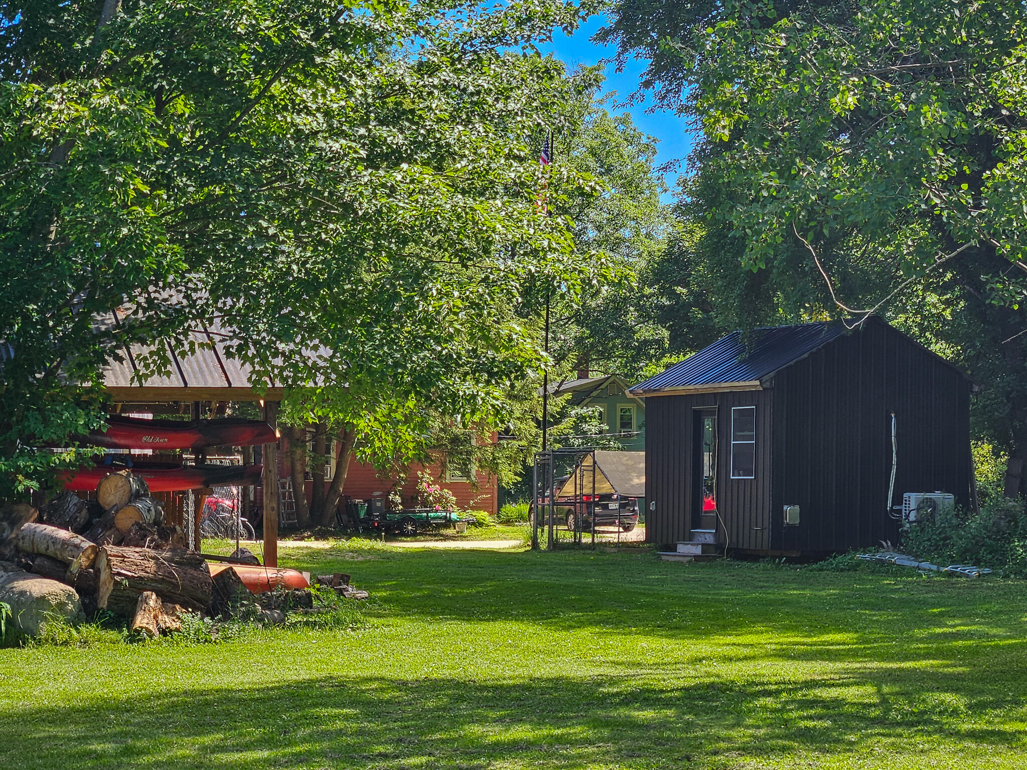 main property photo 16