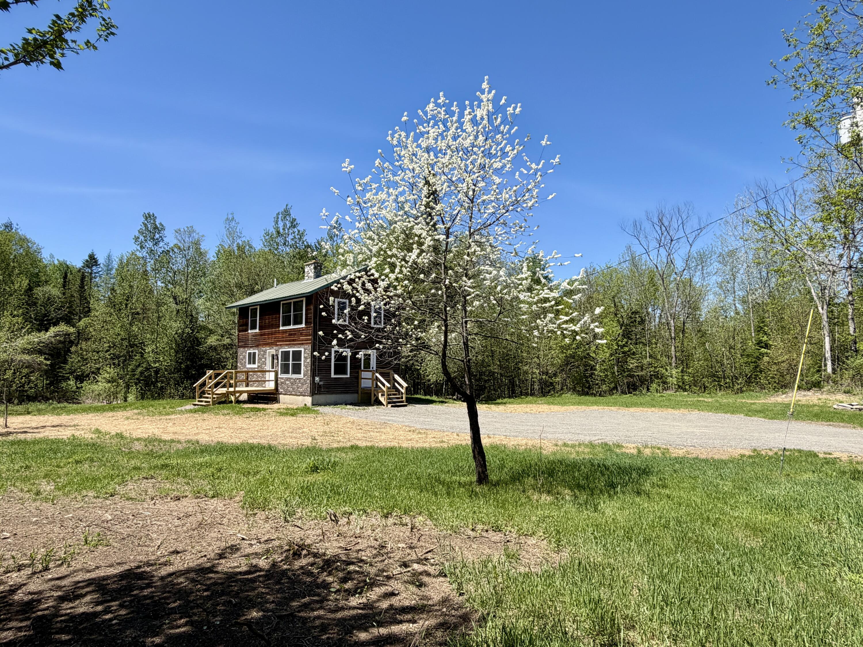 main property photo 8