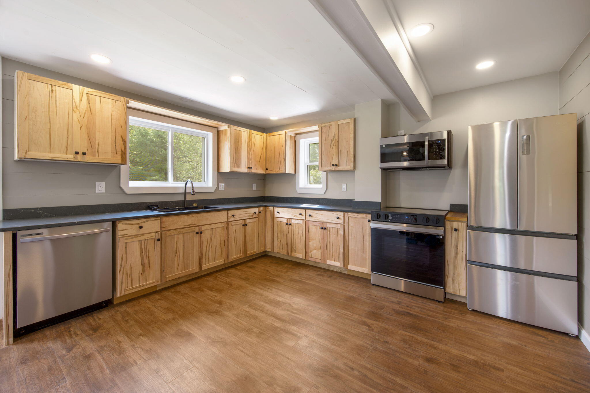 main property photo 86