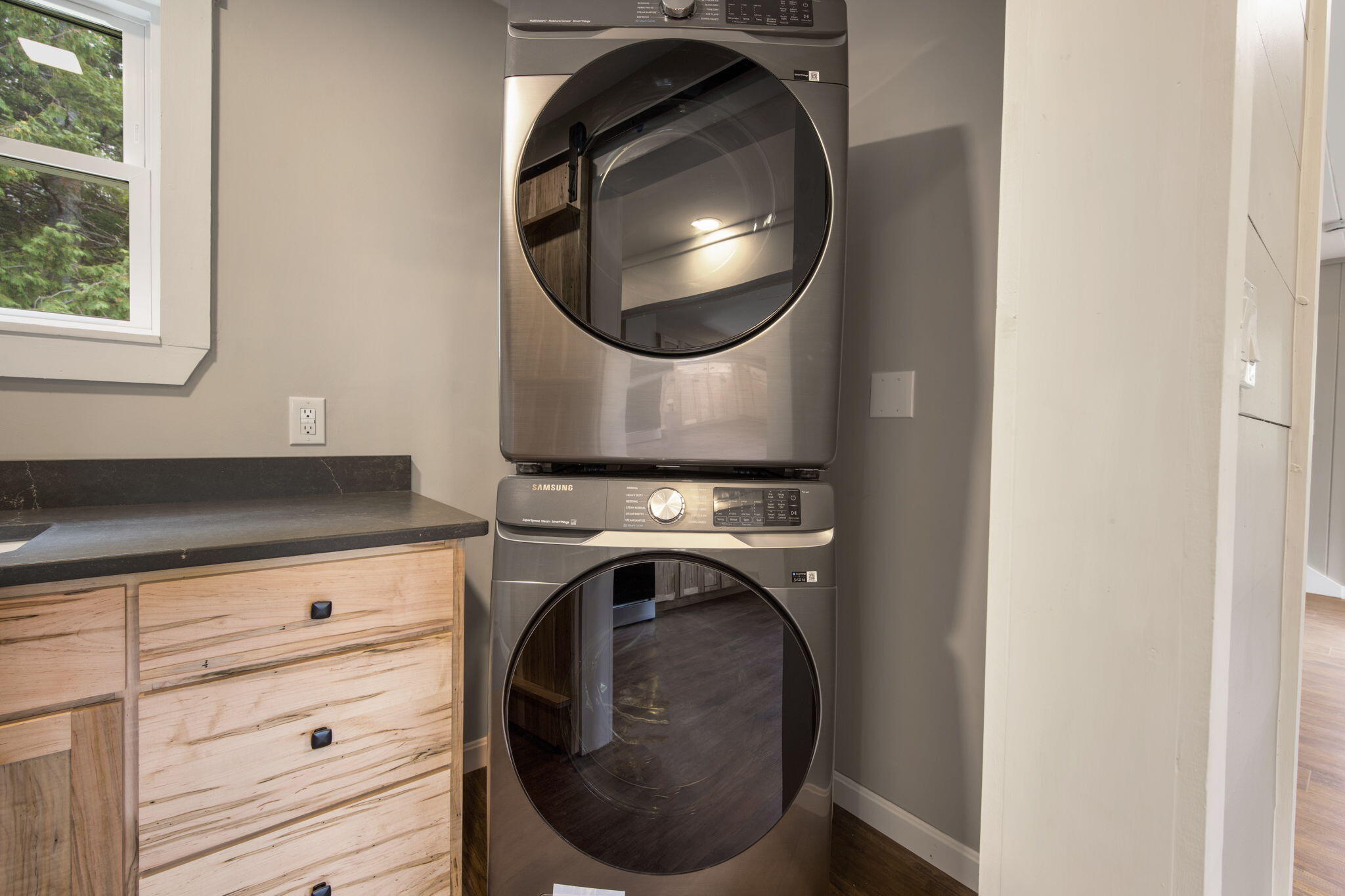 main property photo 90