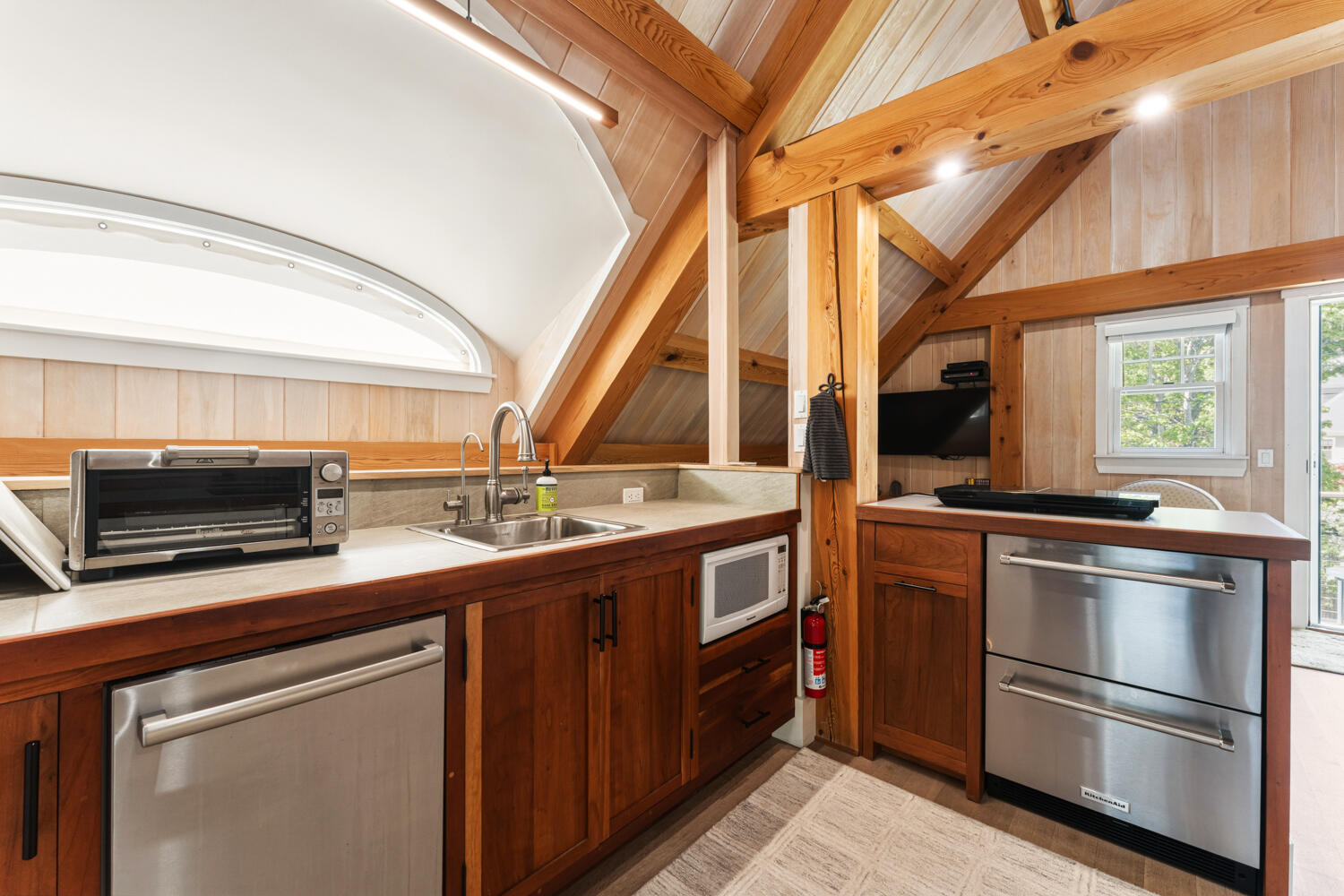 main property photo 81