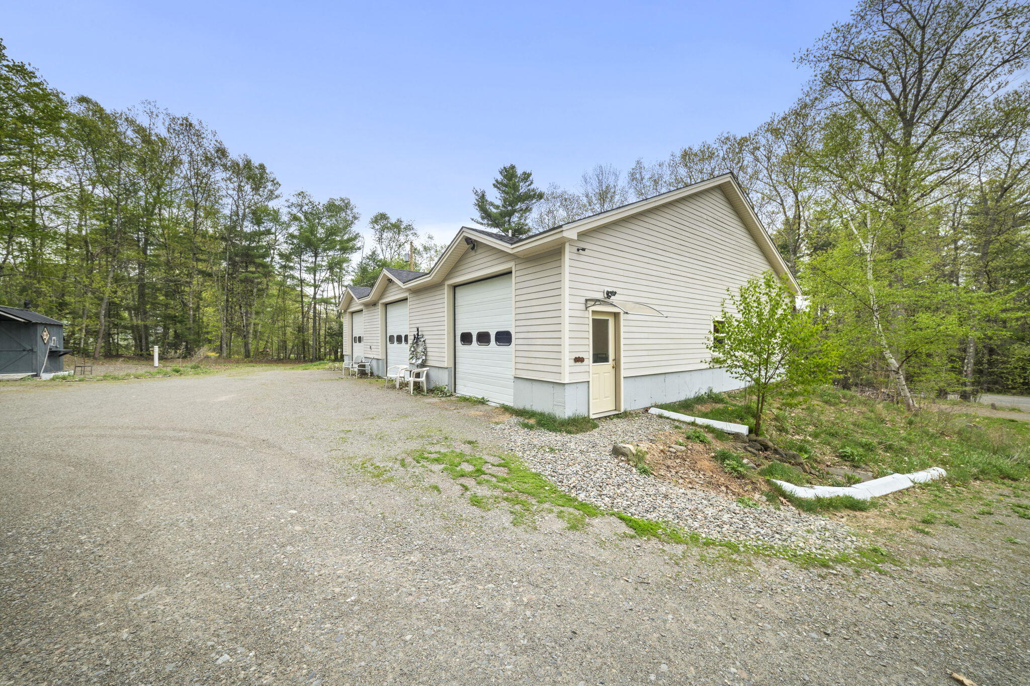 main property photo 59