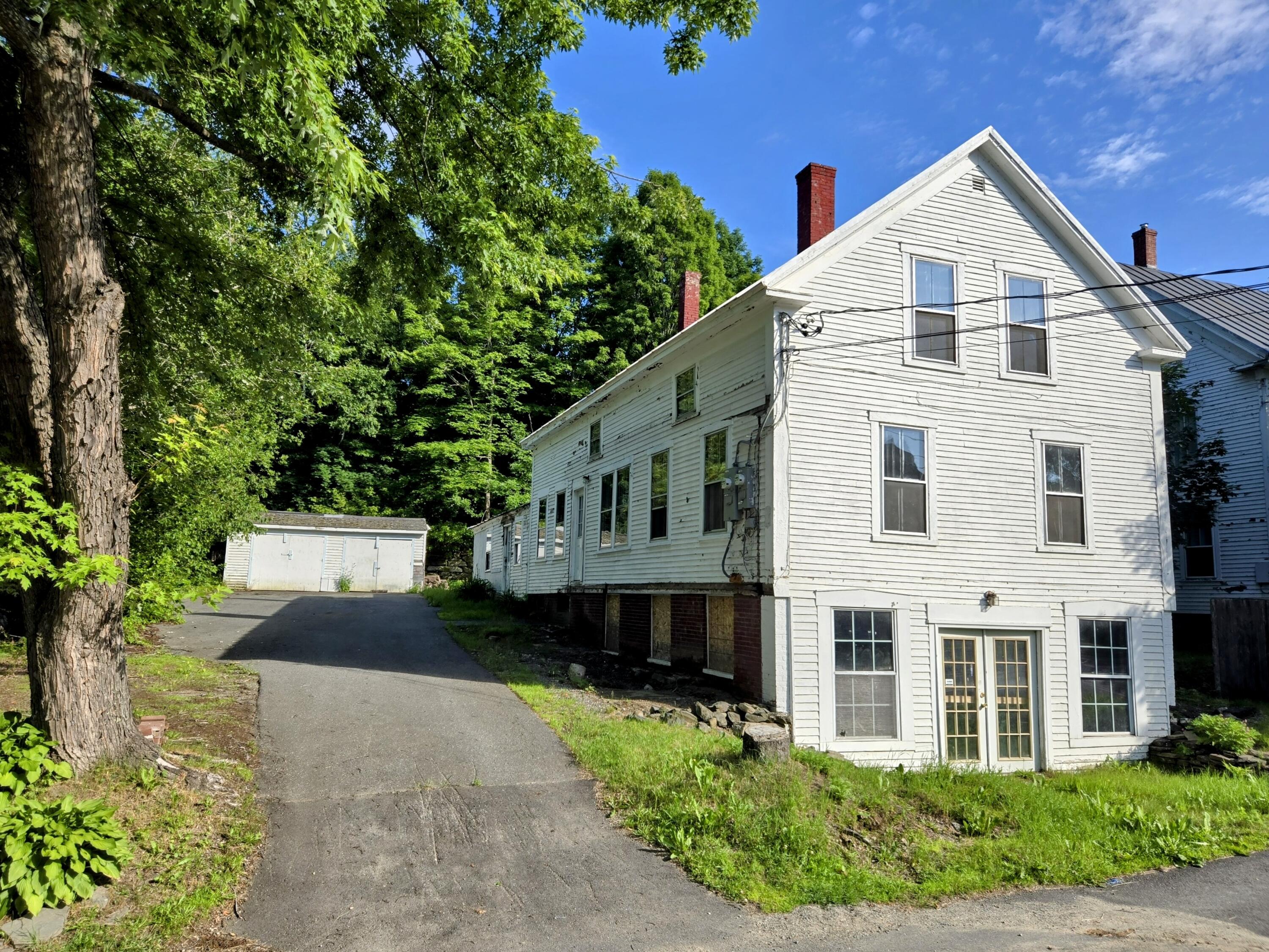 main property photo 35