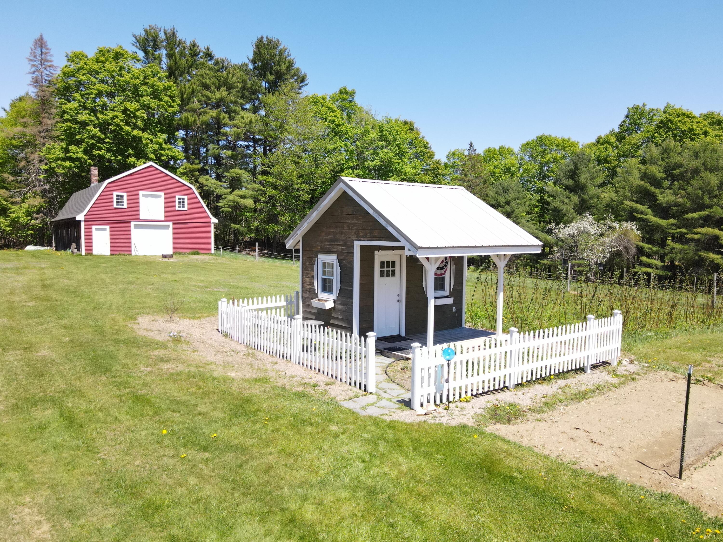 main property photo 27
