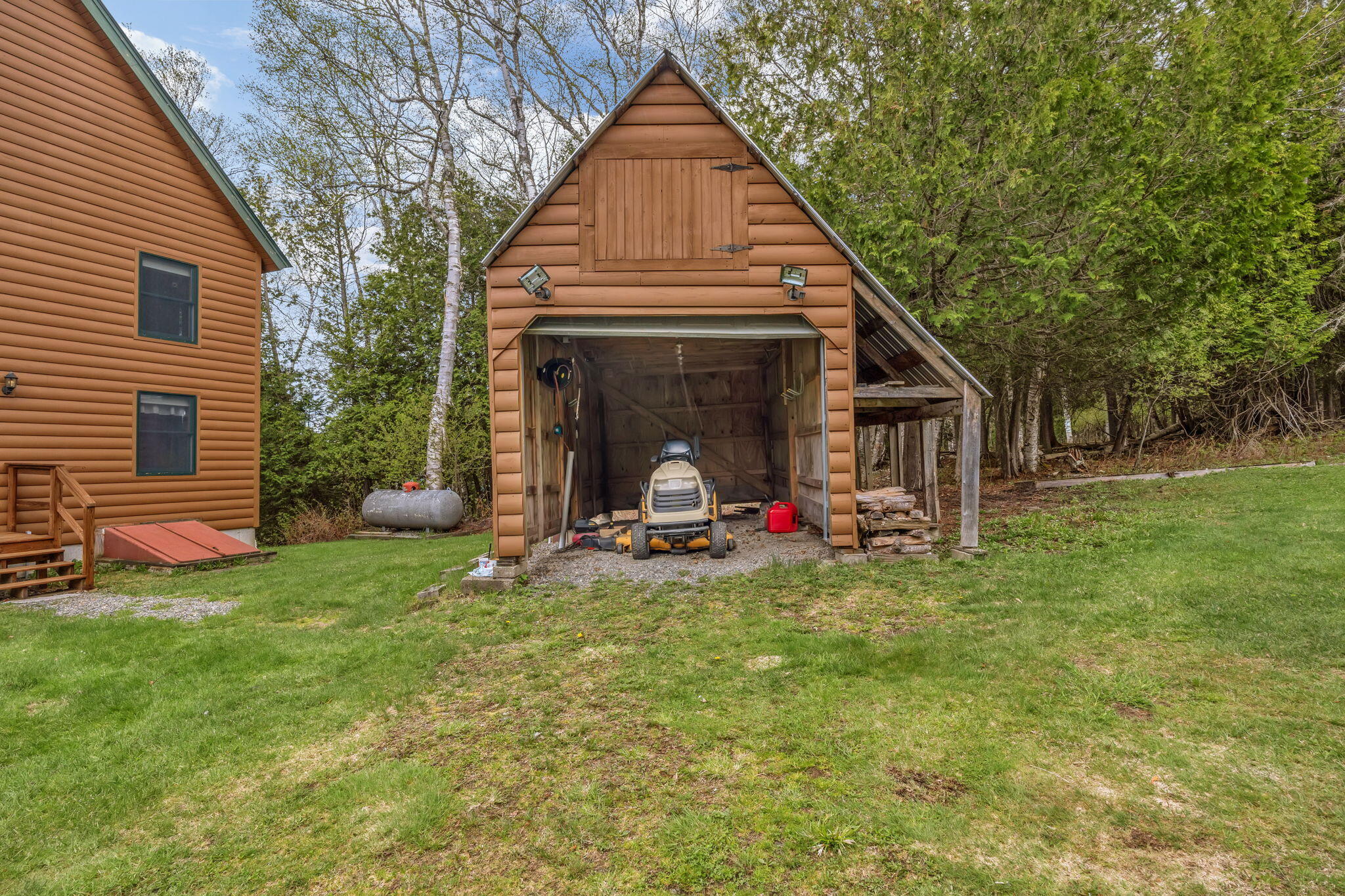 main property photo 53