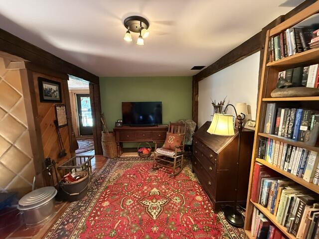 main property photo 51