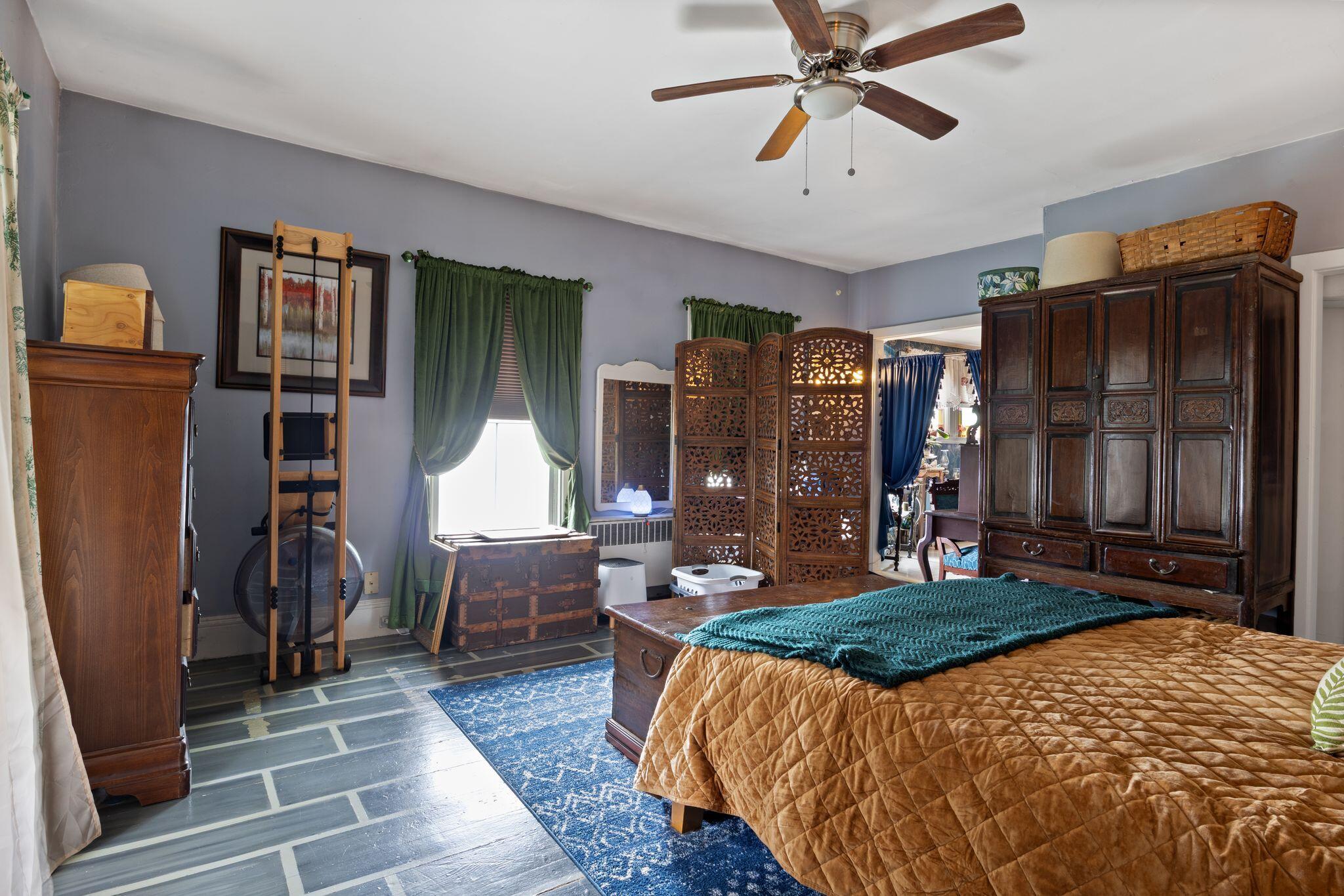 main property photo 39