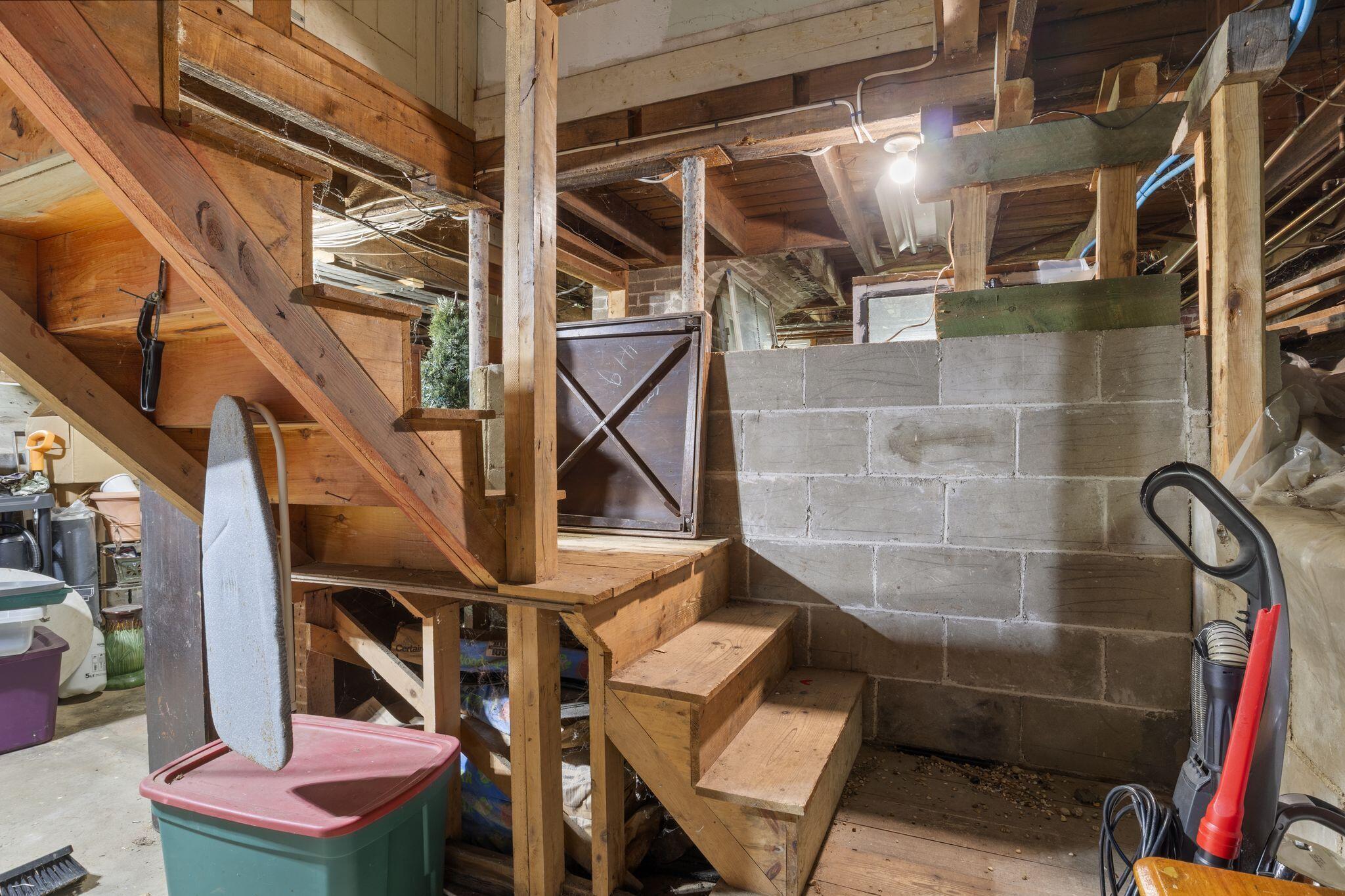 main property photo 61
