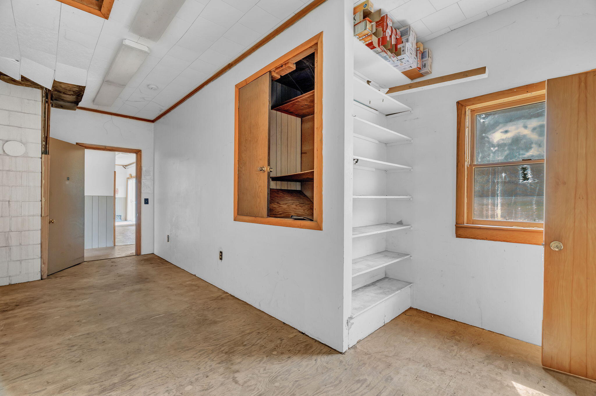 main property photo 25