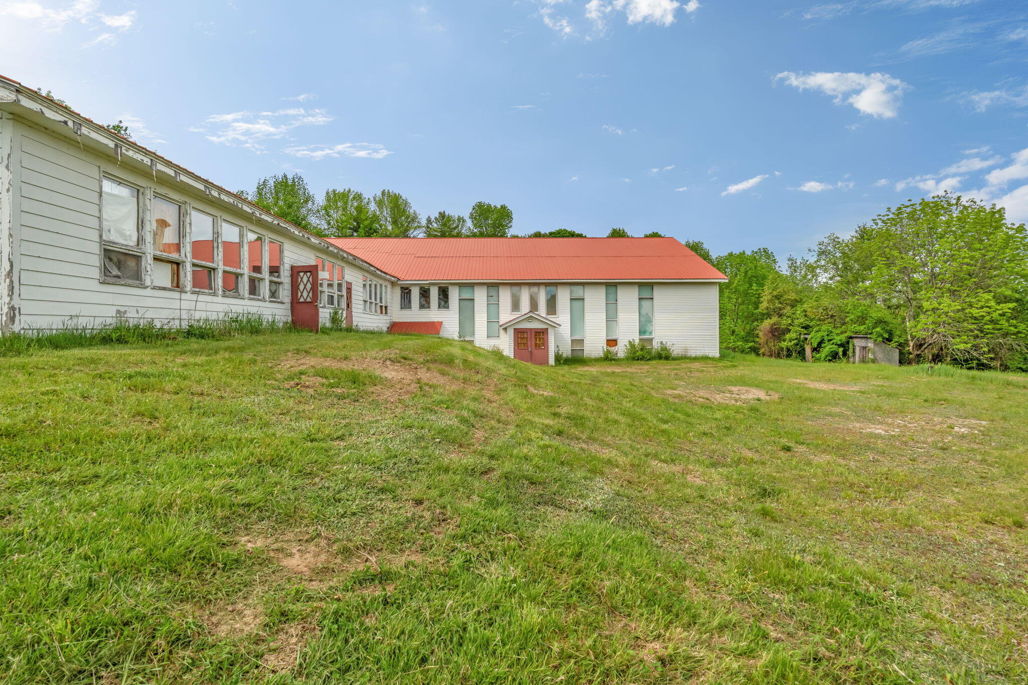 main property photo 44