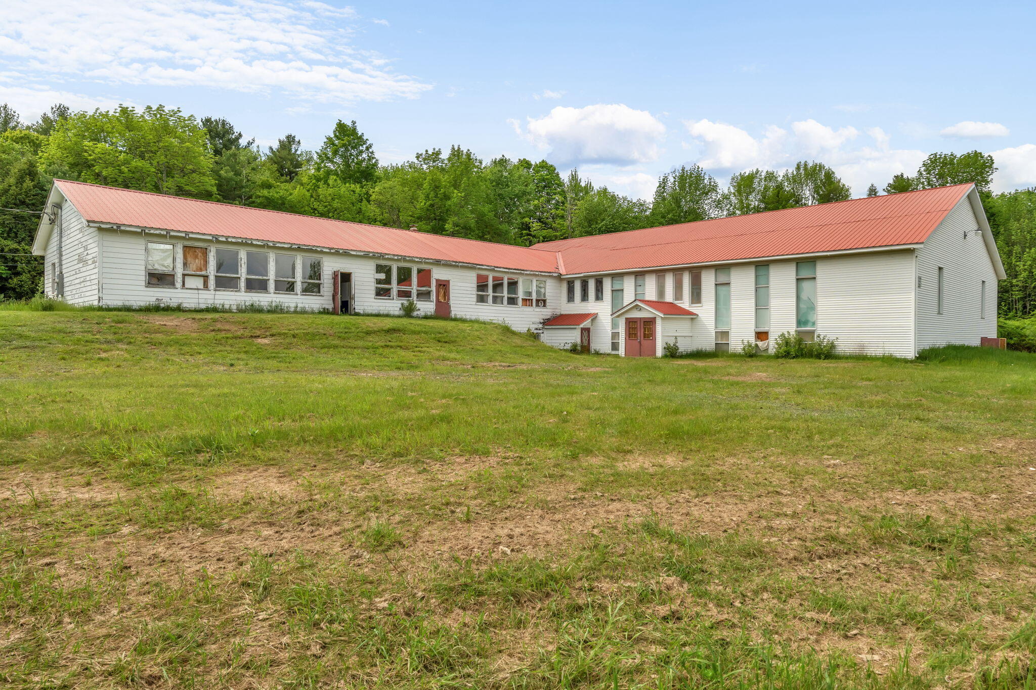 main property photo 45