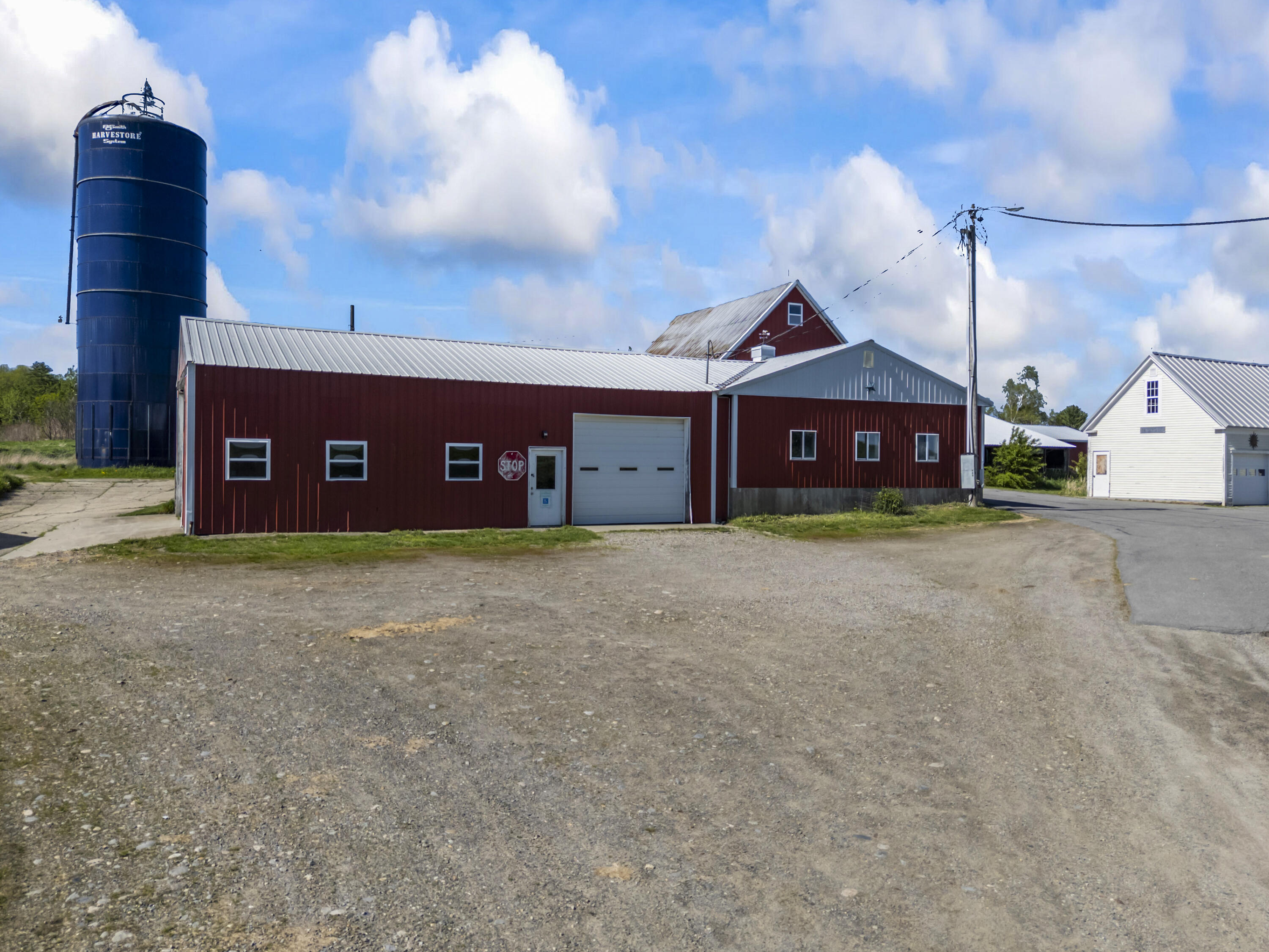 main property photo 53
