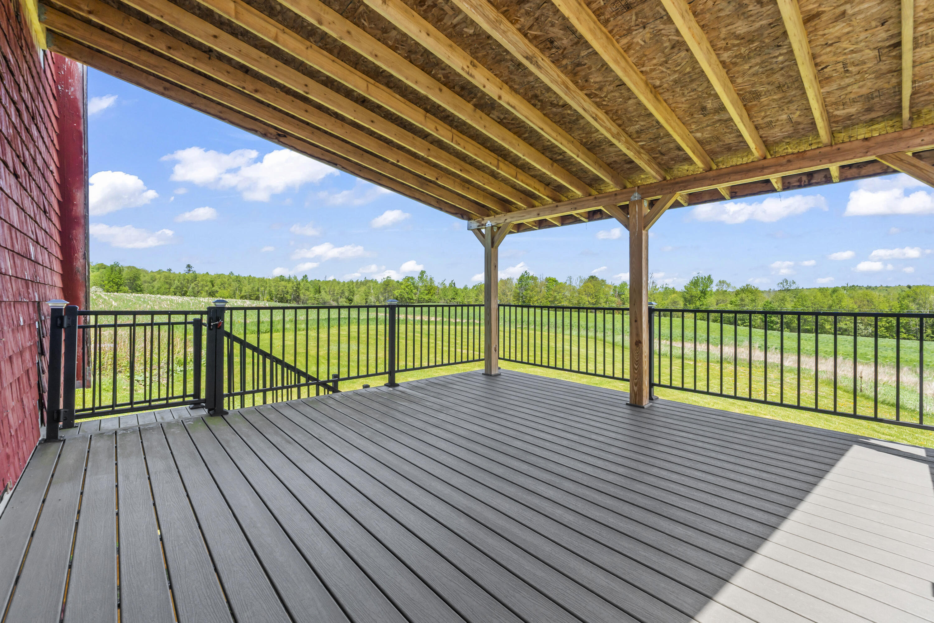 main property photo 42
