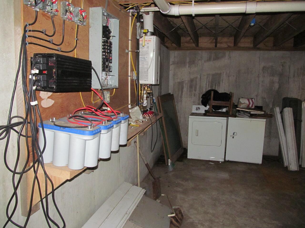 main property photo 13