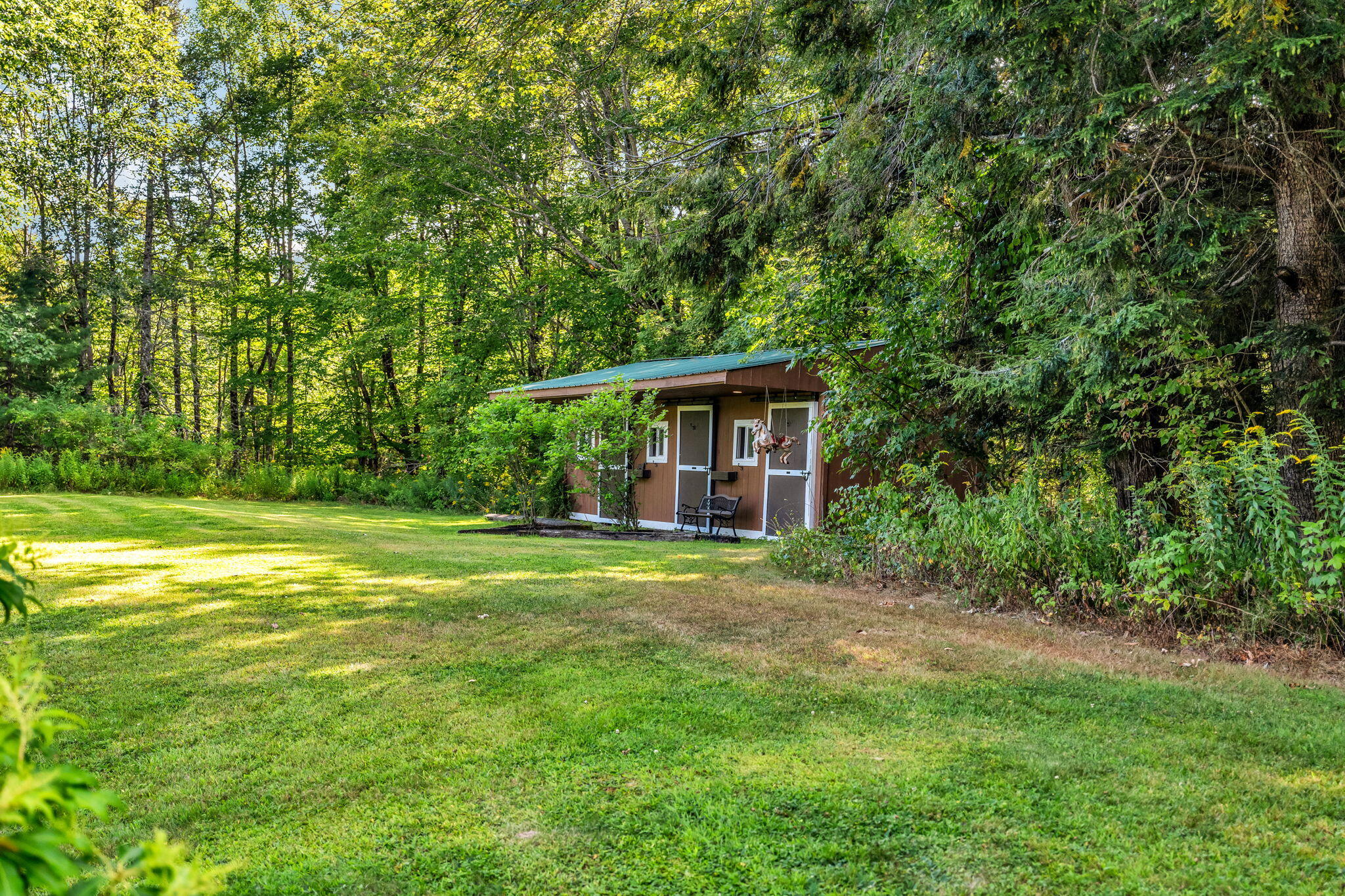 main property photo 32