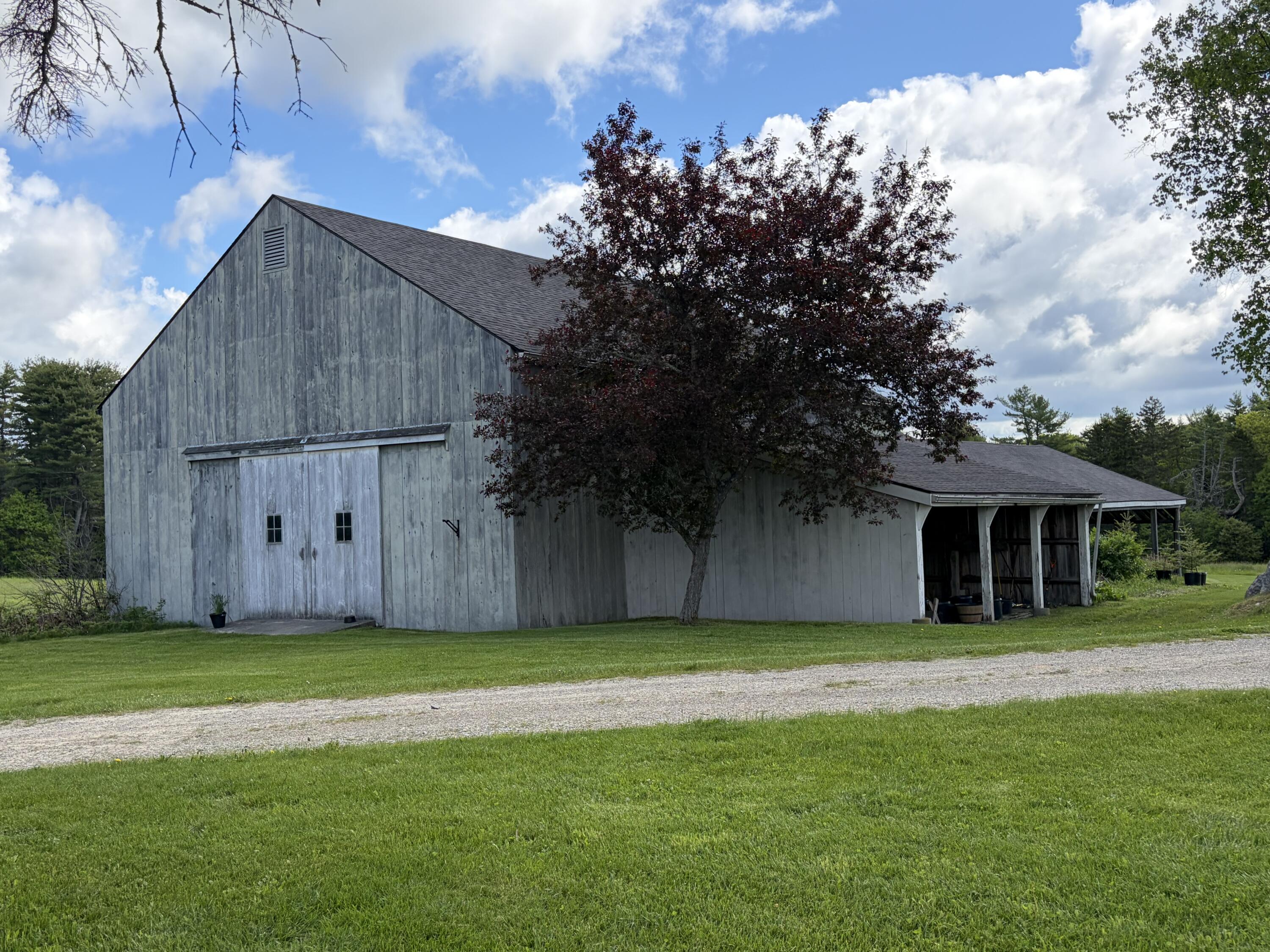 main property photo 18