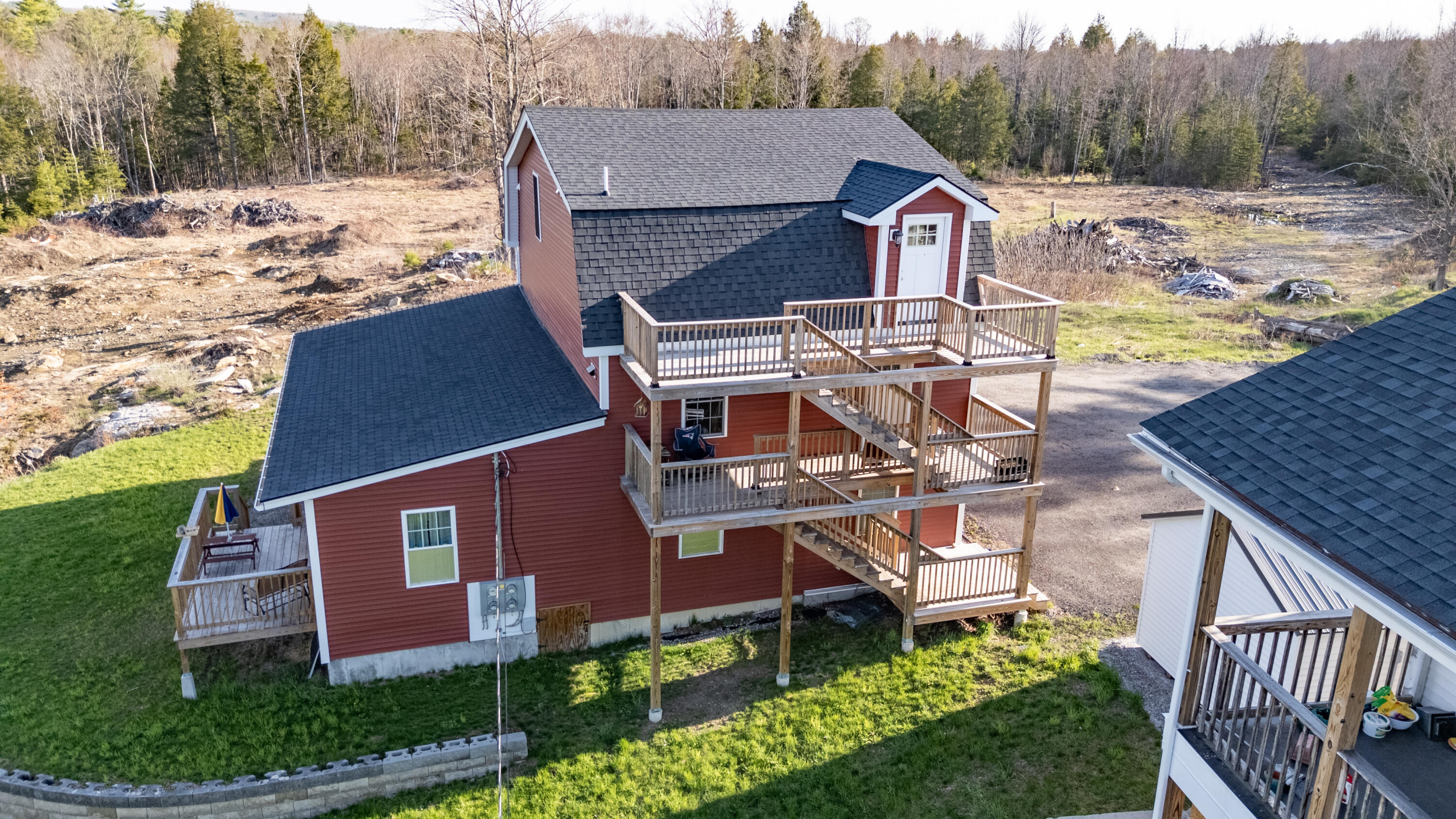 main property photo 29