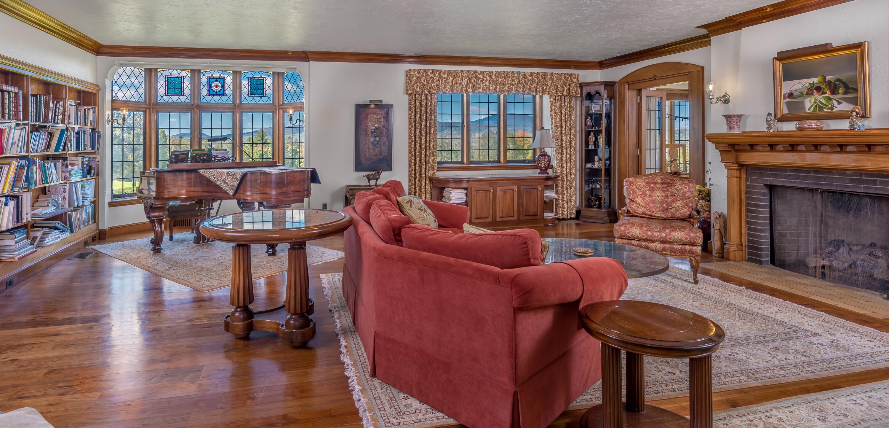 main property photo 19
