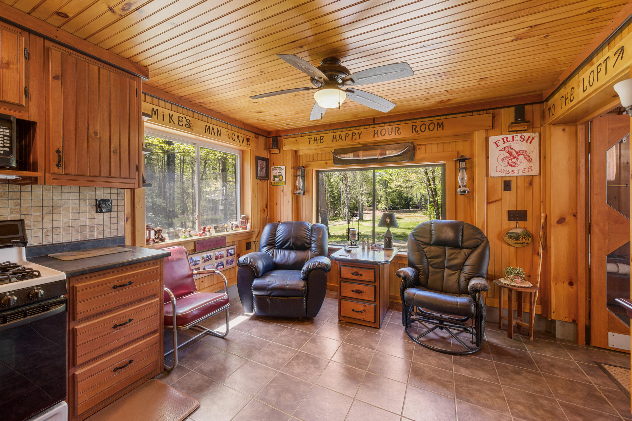 main property photo 68