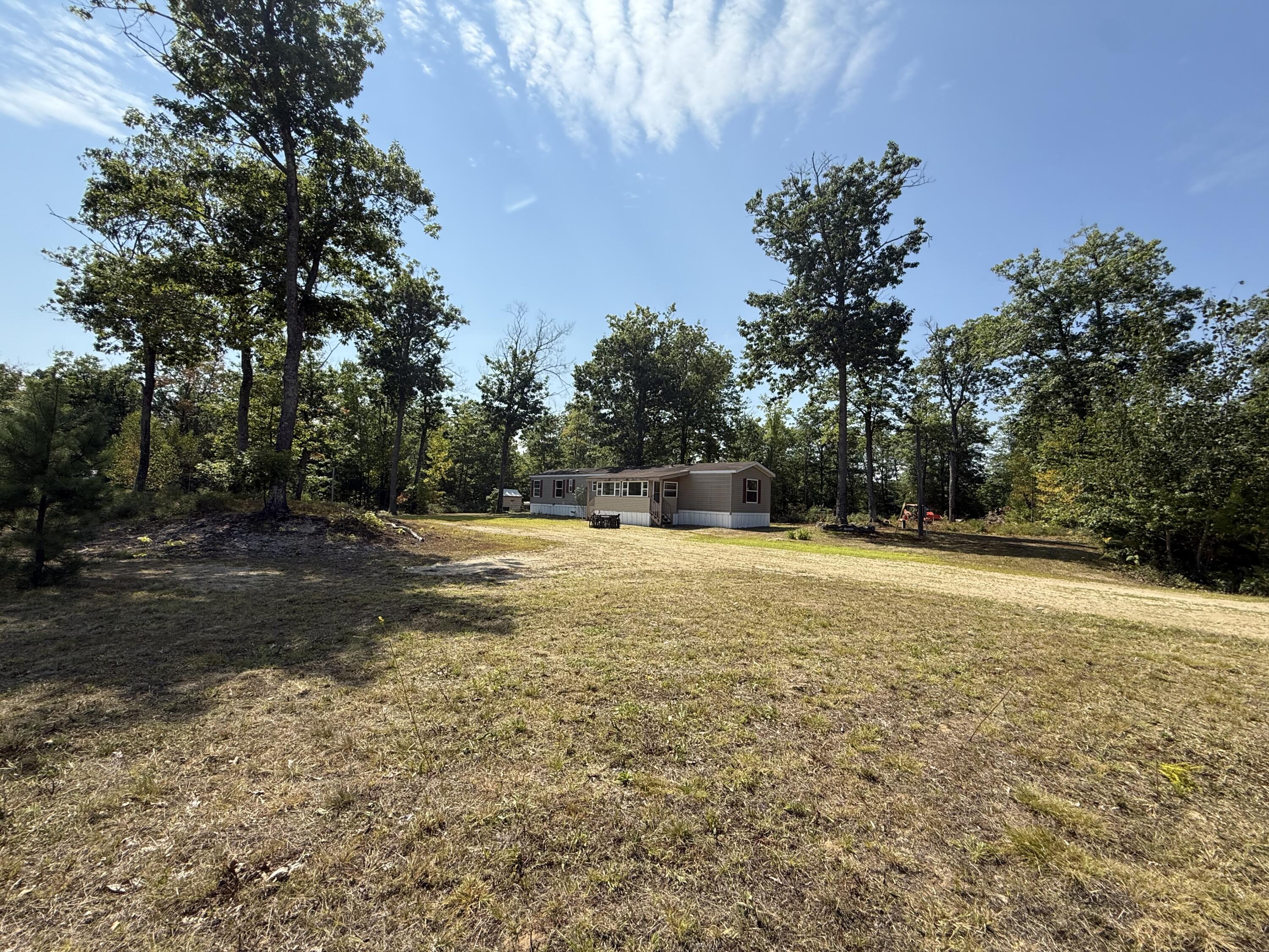 main property photo 12