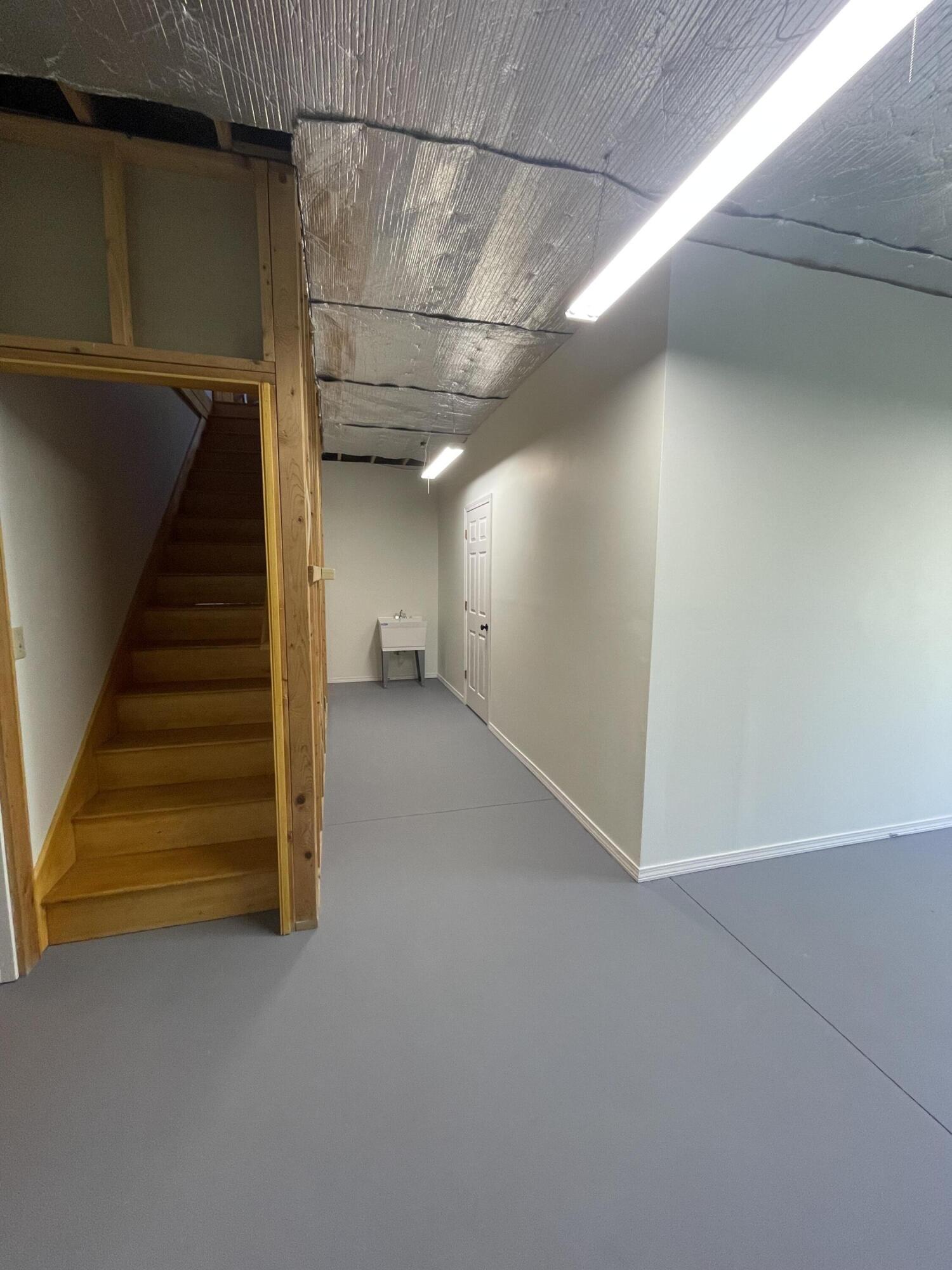 main property photo 75