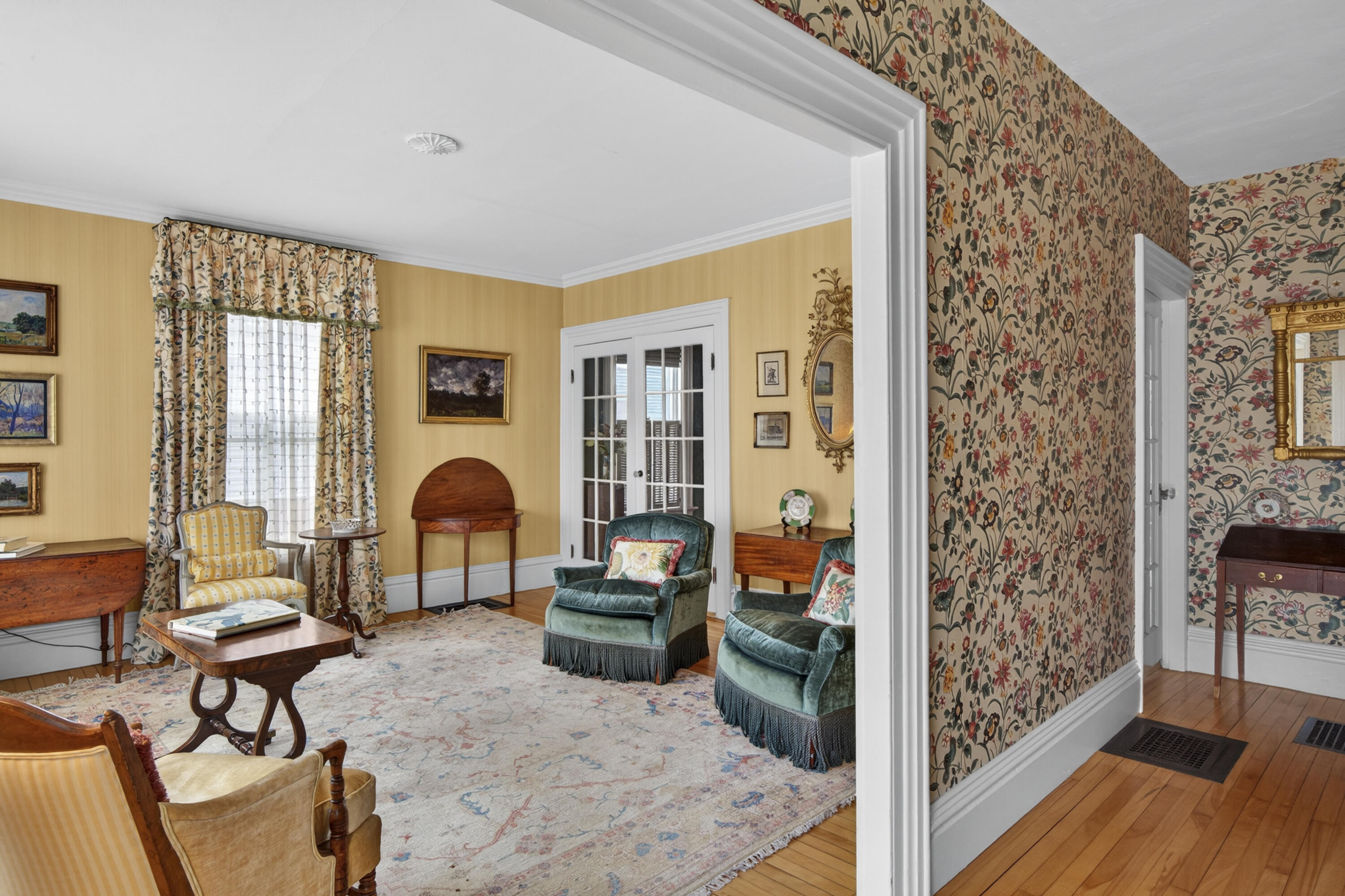main property photo 13