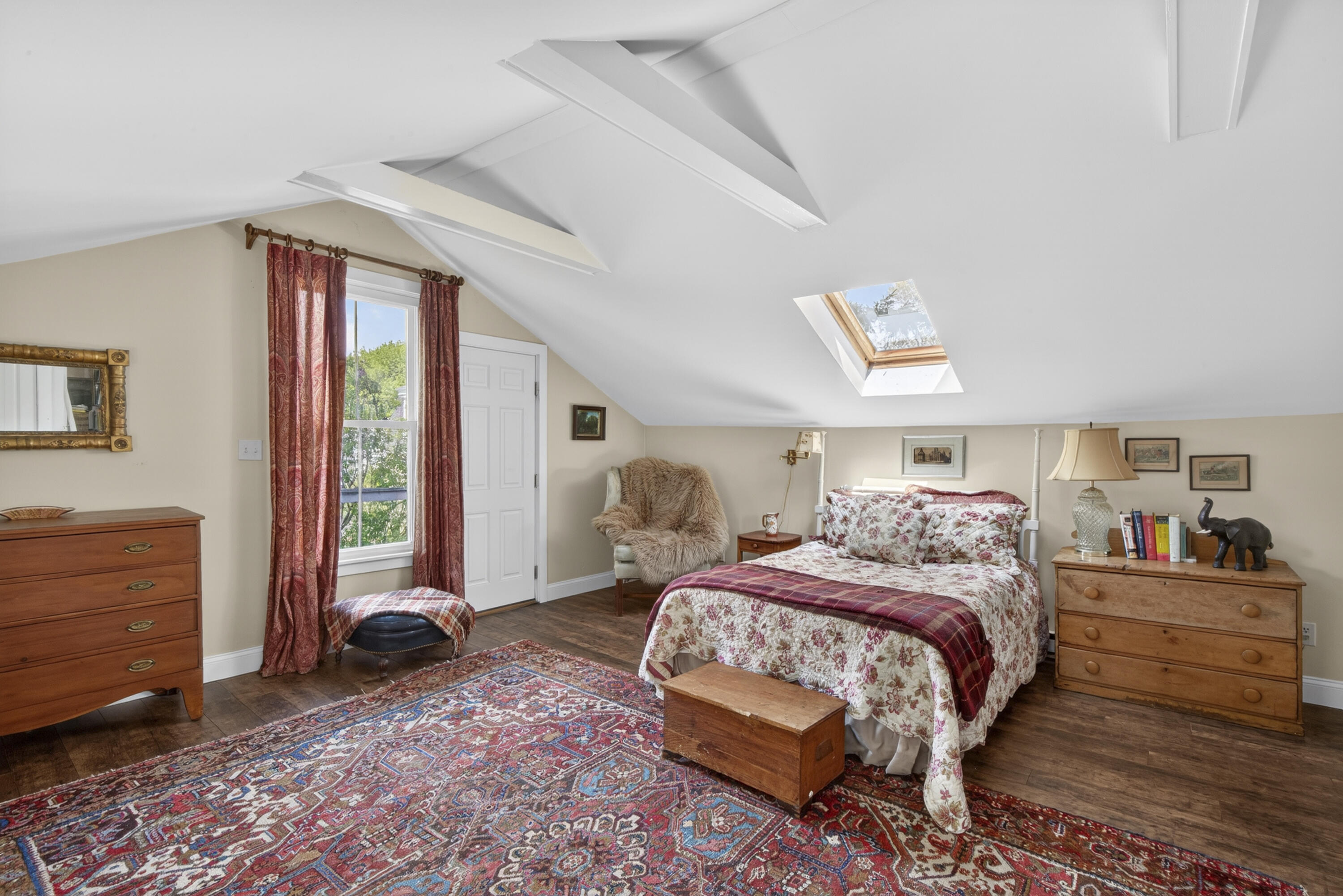 main property photo 31