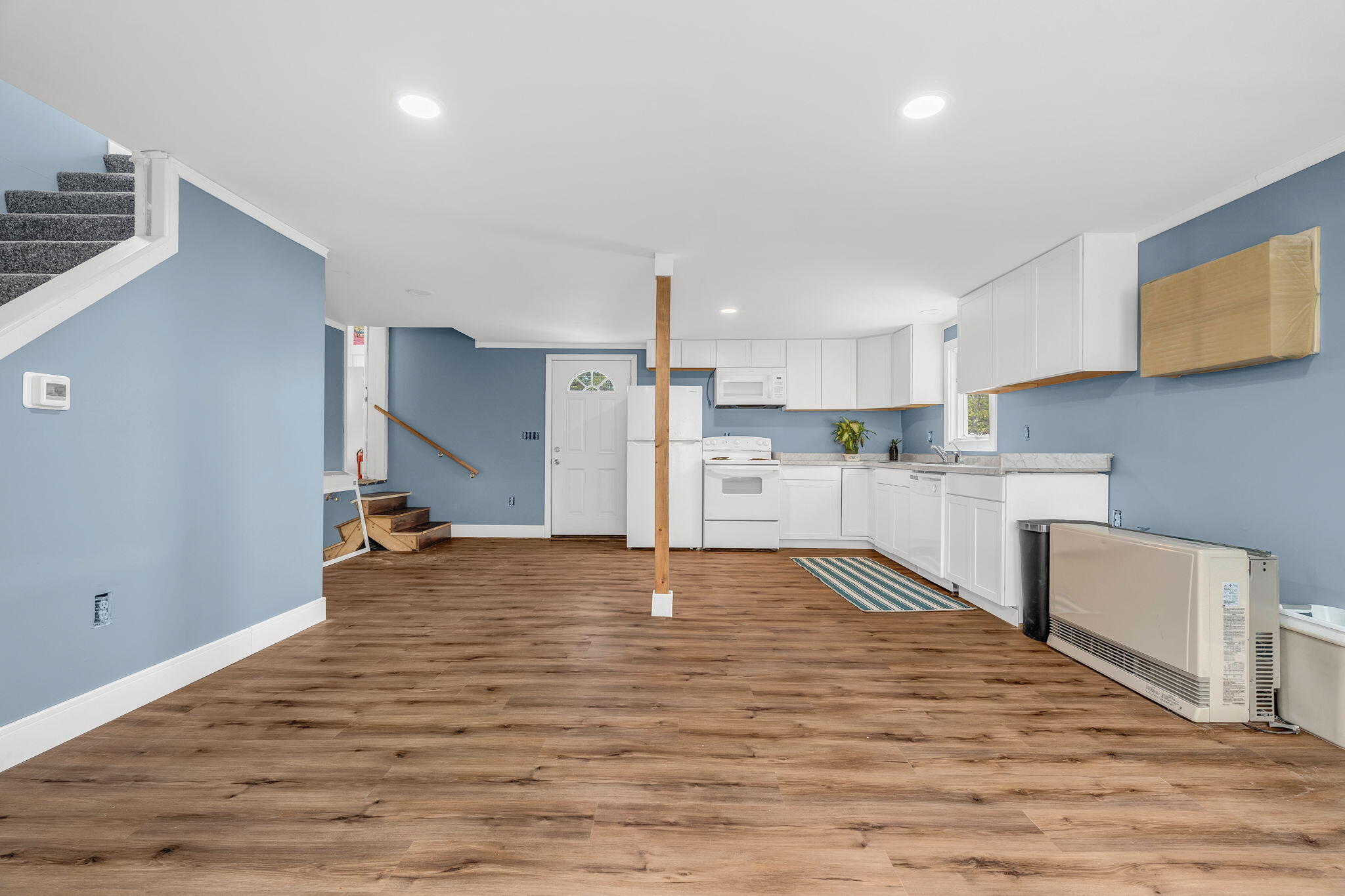 main property photo 4