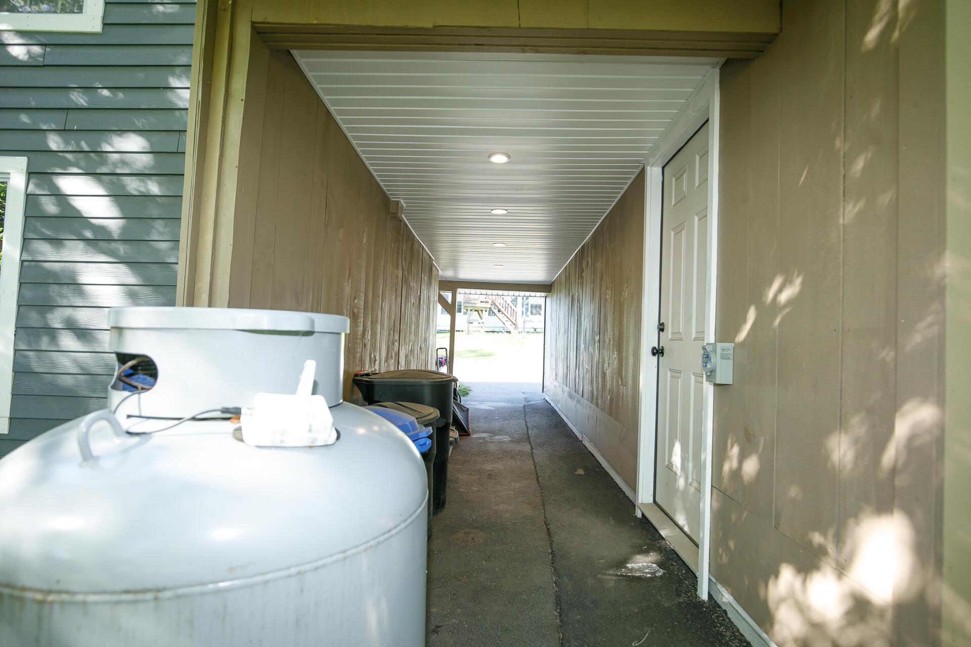 main property photo 82