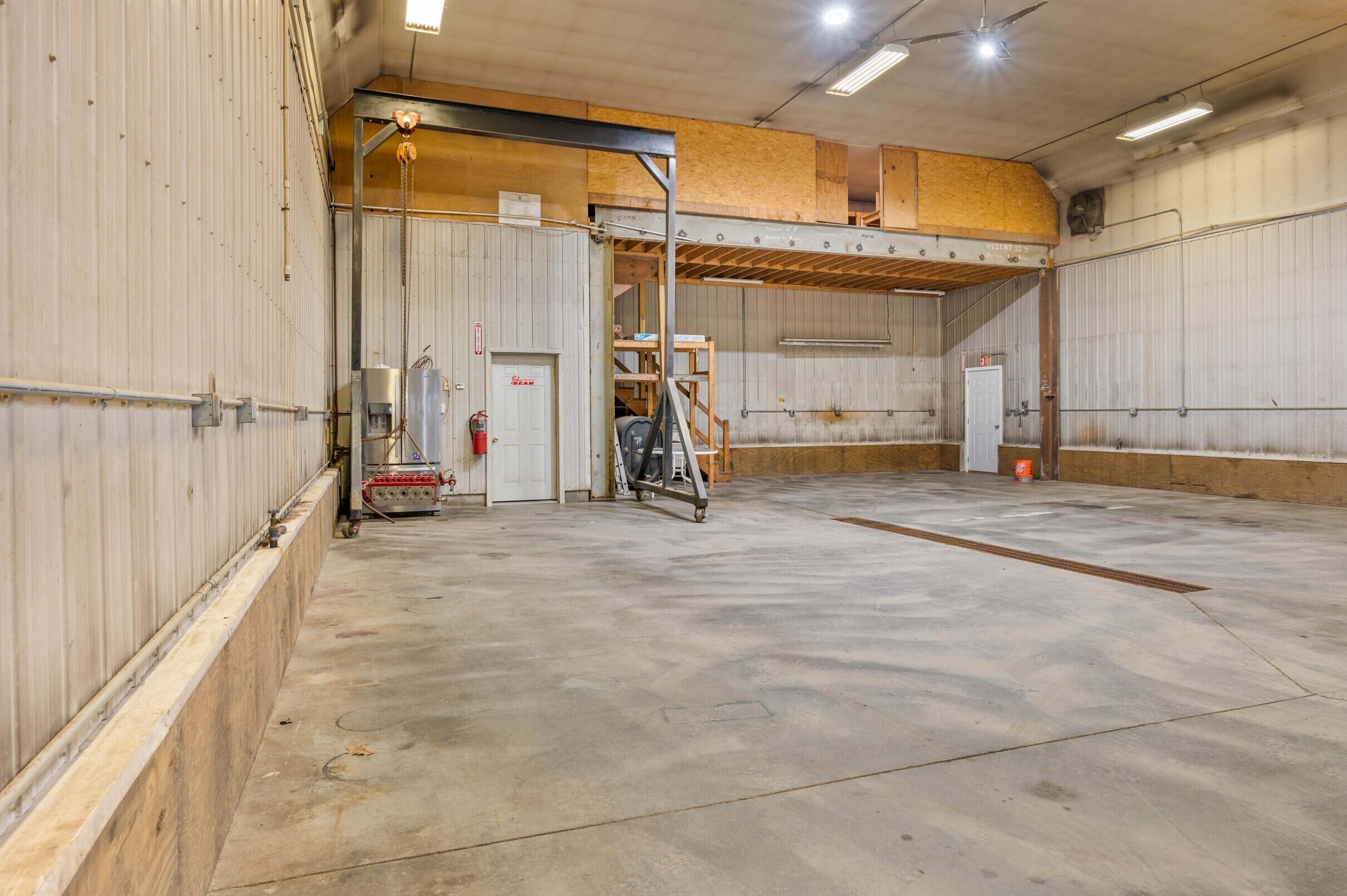 main property photo 46