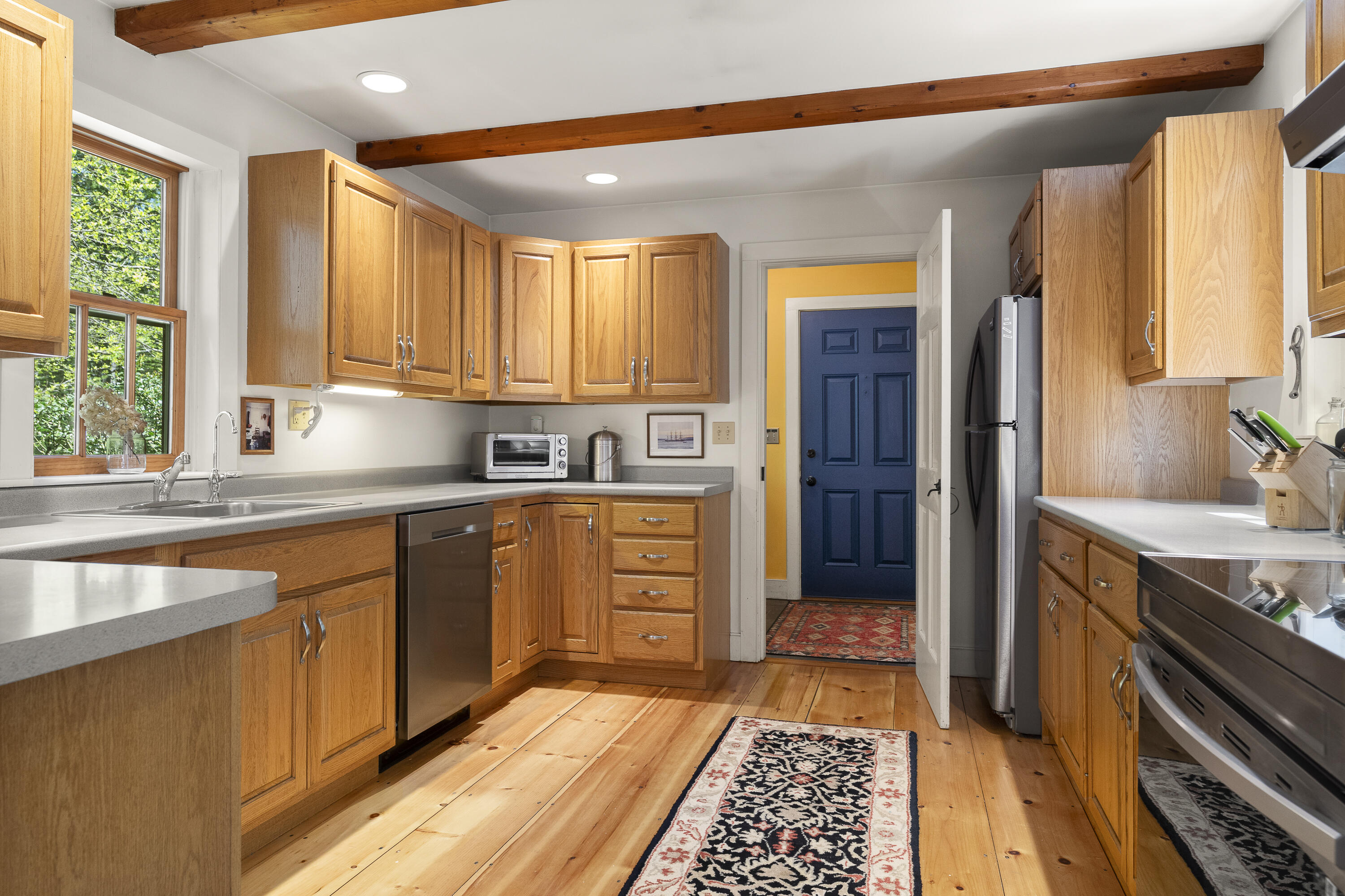 main property photo 5