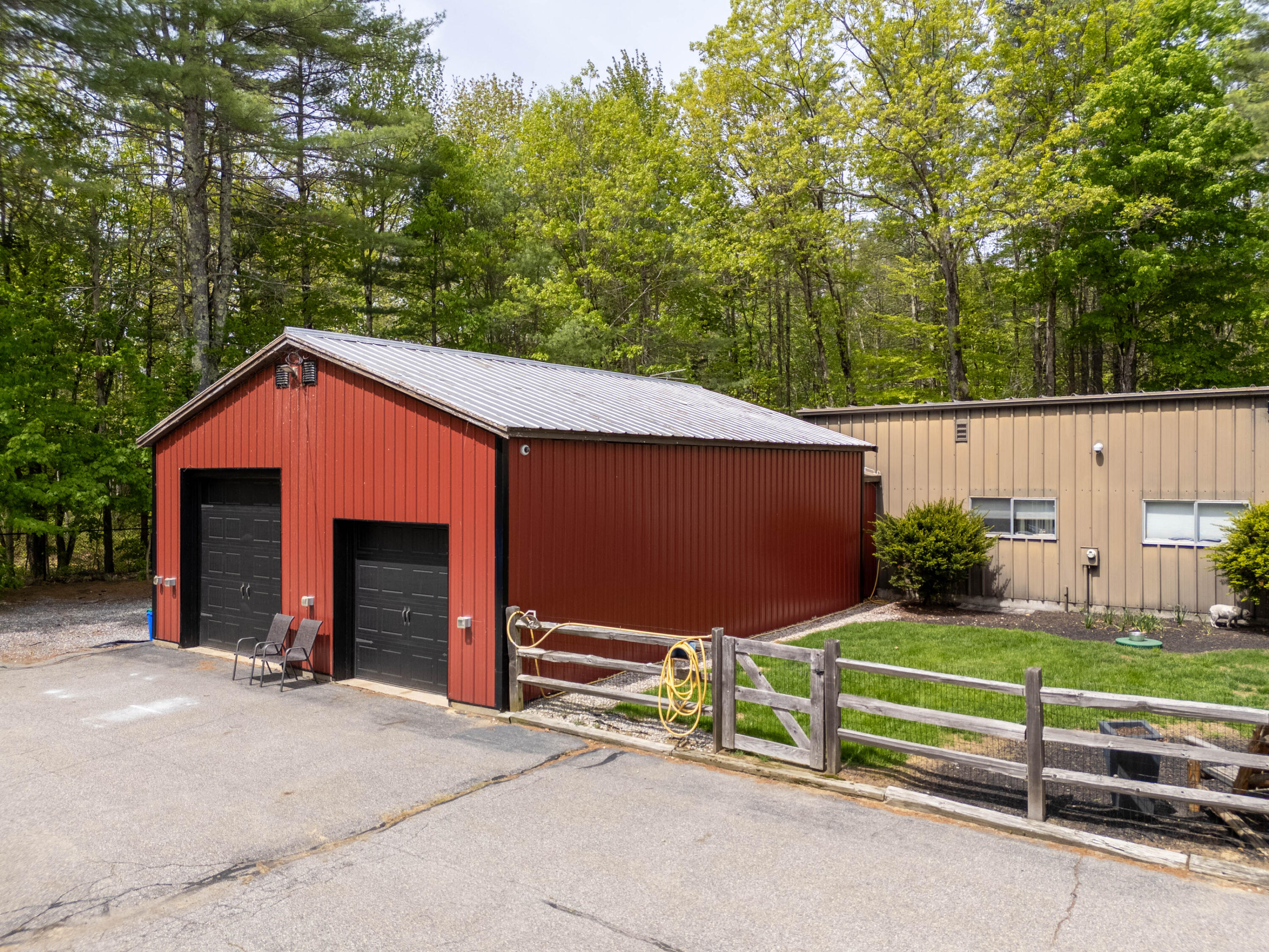main property photo 70