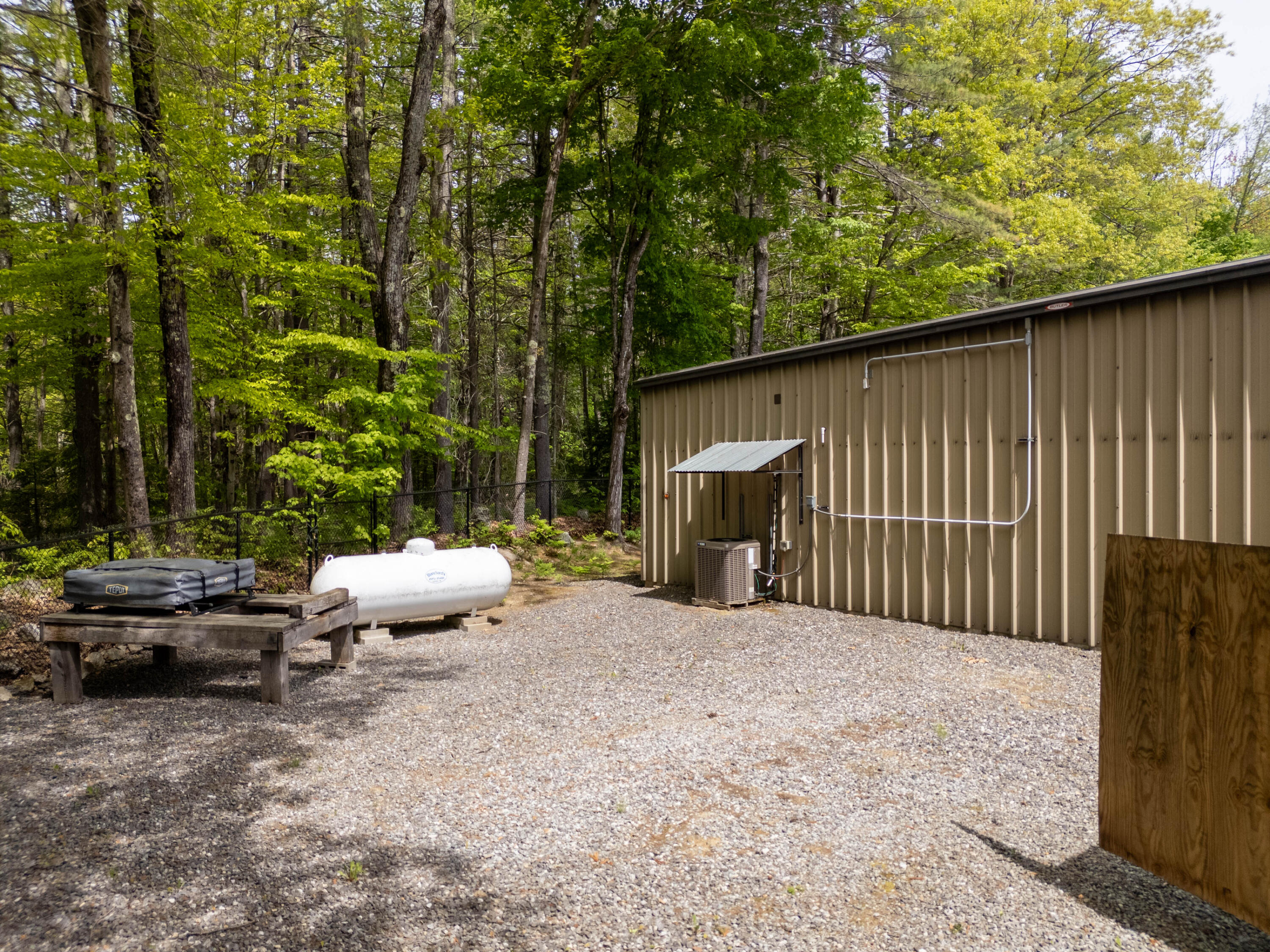 main property photo 73
